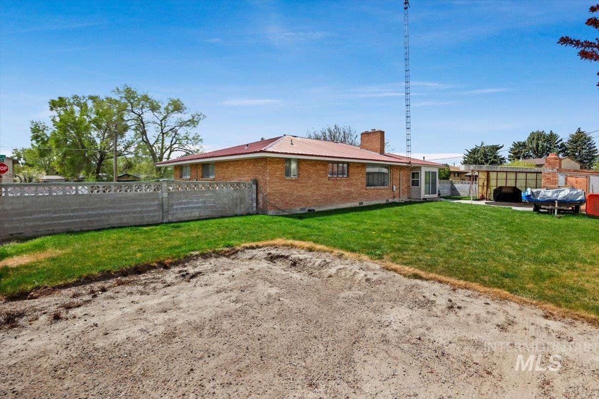 2012 21st, Heyburn, Idaho 83336, 3 Bedrooms, 2.5 Bathrooms, Residential For Sale, Price $375,000, 98982653