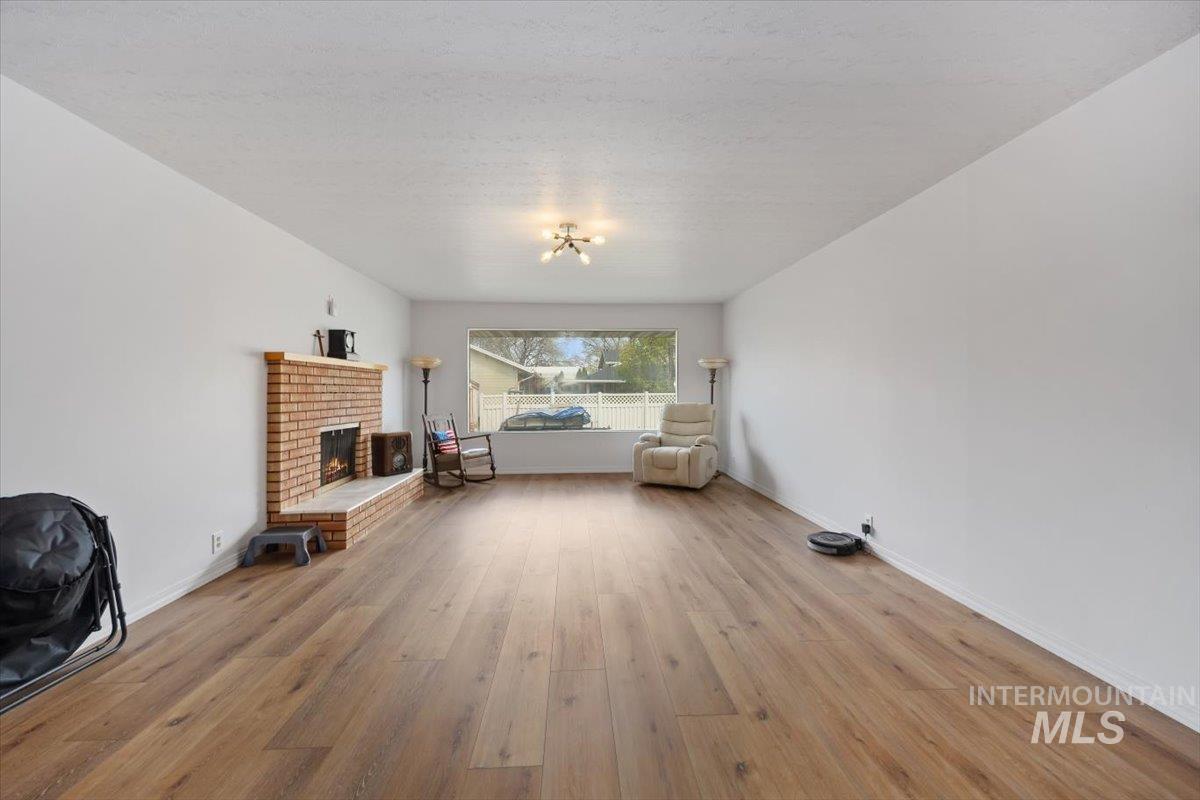 2012 21st, Heyburn, Idaho 83336, 3 Bedrooms, 2.5 Bathrooms, Residential For Sale, Price $375,000, 98982653