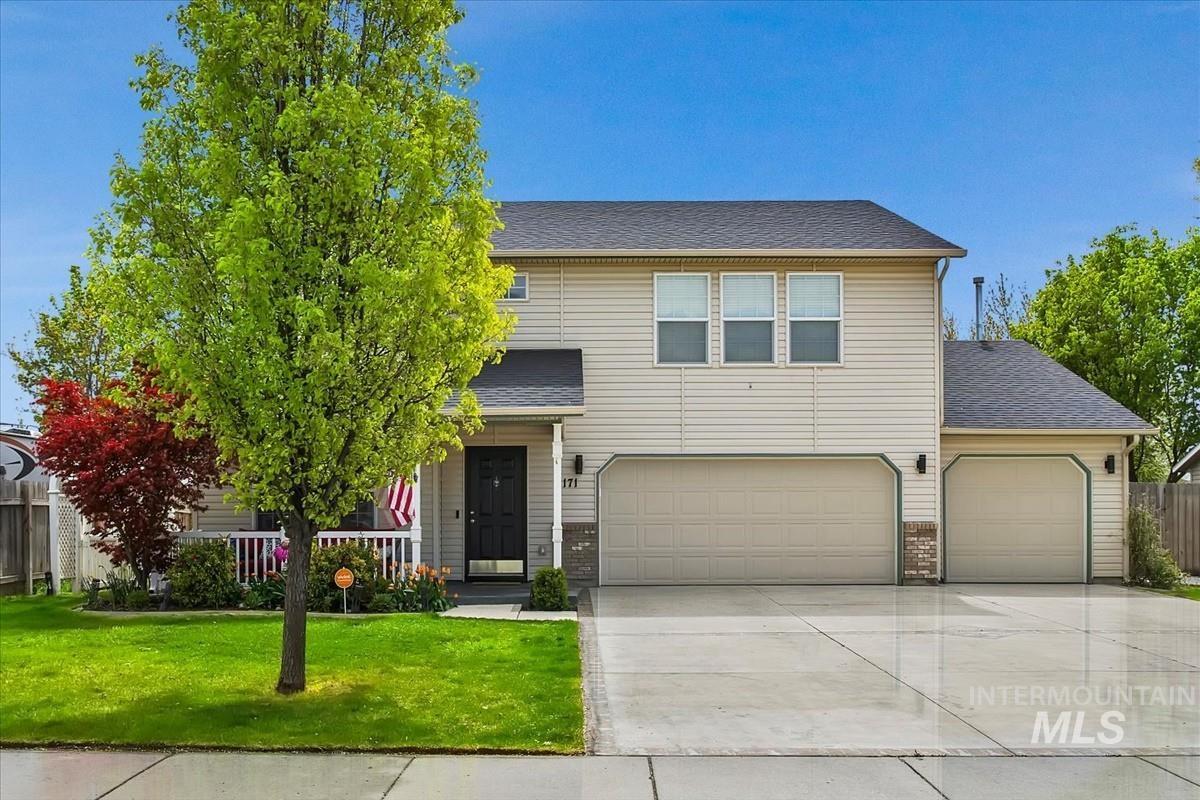 1171 W Penelope St, Kuna, Idaho 83634, 4 Bedrooms, 2.5 Bathrooms, Residential For Sale, Price $524,900, 98982654