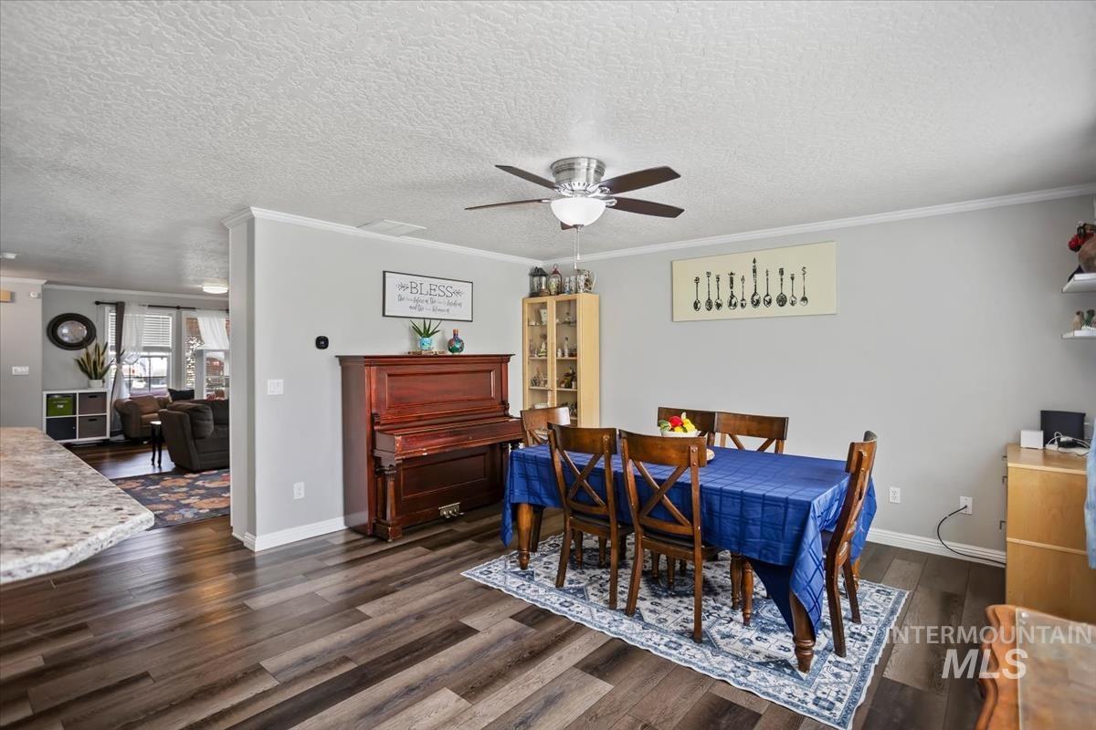 1171 W Penelope St, Kuna, Idaho 83634, 4 Bedrooms, 2.5 Bathrooms, Residential For Sale, Price $524,900, 98982654
