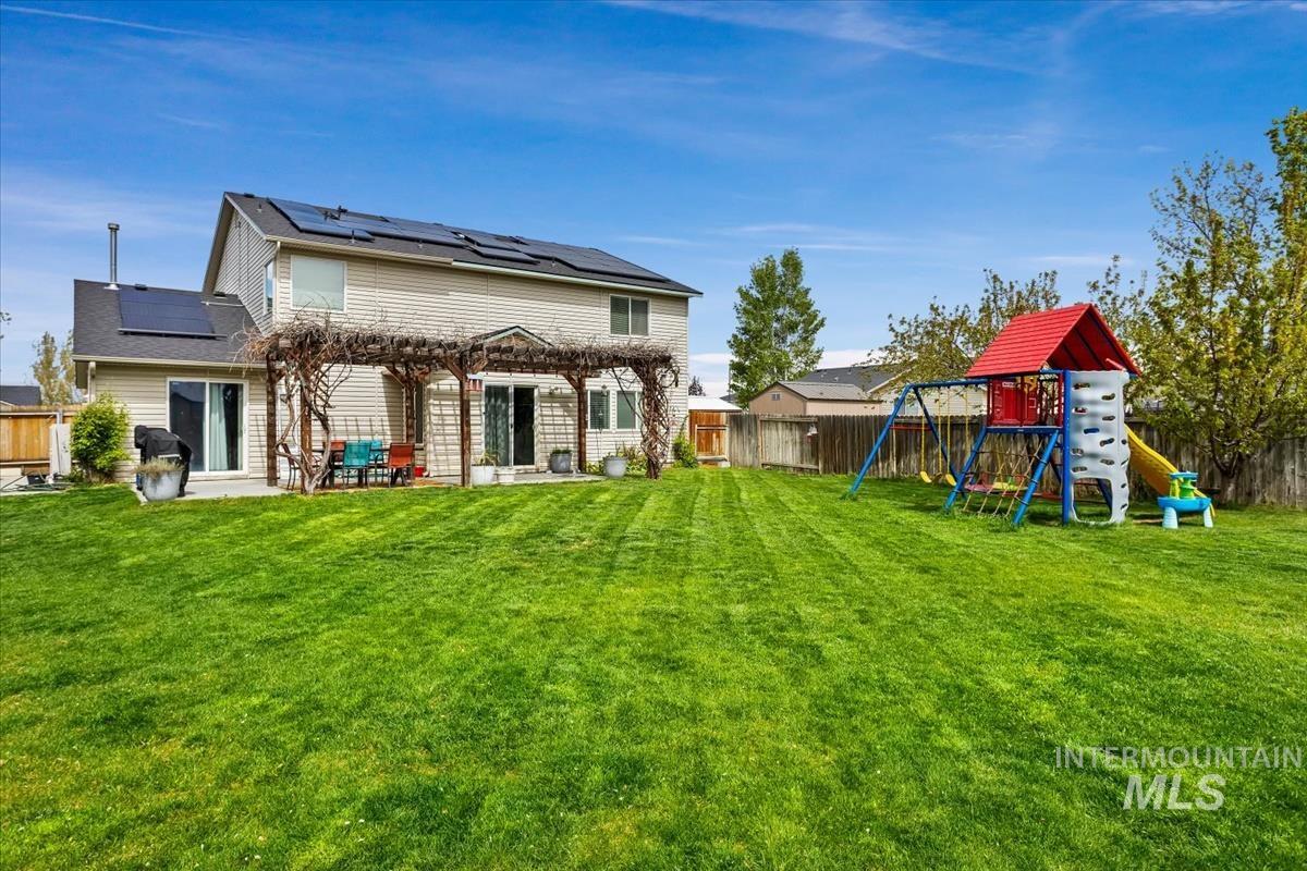1171 W Penelope St, Kuna, Idaho 83634, 4 Bedrooms, 2.5 Bathrooms, Residential For Sale, Price $524,900, 98982654