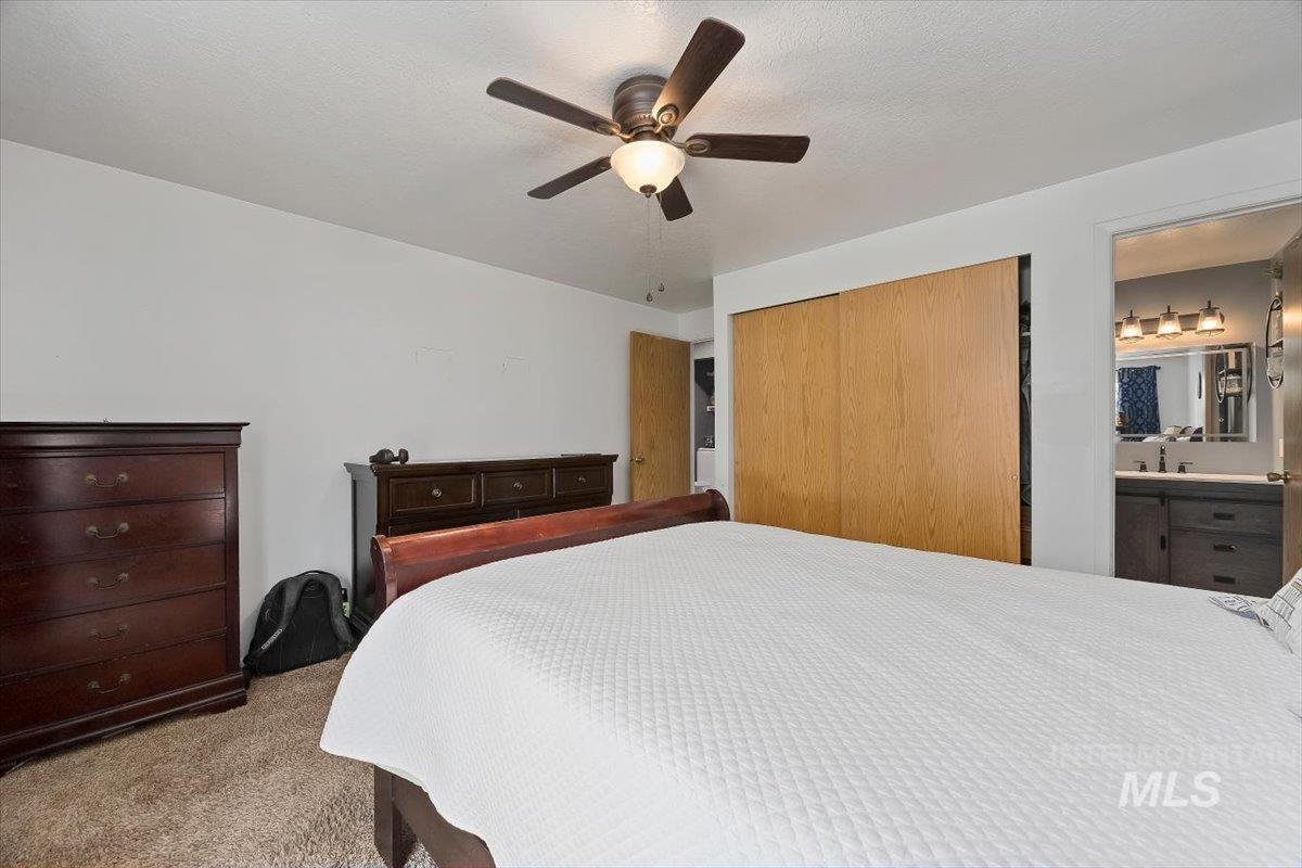 2091 Falls Ave E, Twin Falls, Idaho 83301, 3 Bedrooms, 2 Bathrooms, Residential For Sale, Price $285,000,MLS 98982656