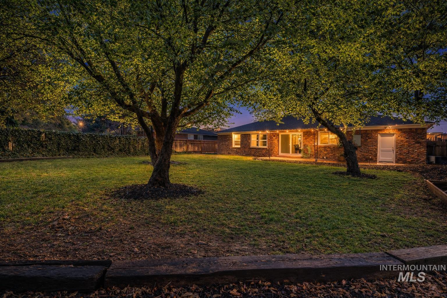 1715 S 10th Ave, Caldwell, Idaho 83605, 3 Bedrooms, 2 Bathrooms, Residential For Sale, Price $449,900,MLS 98982659