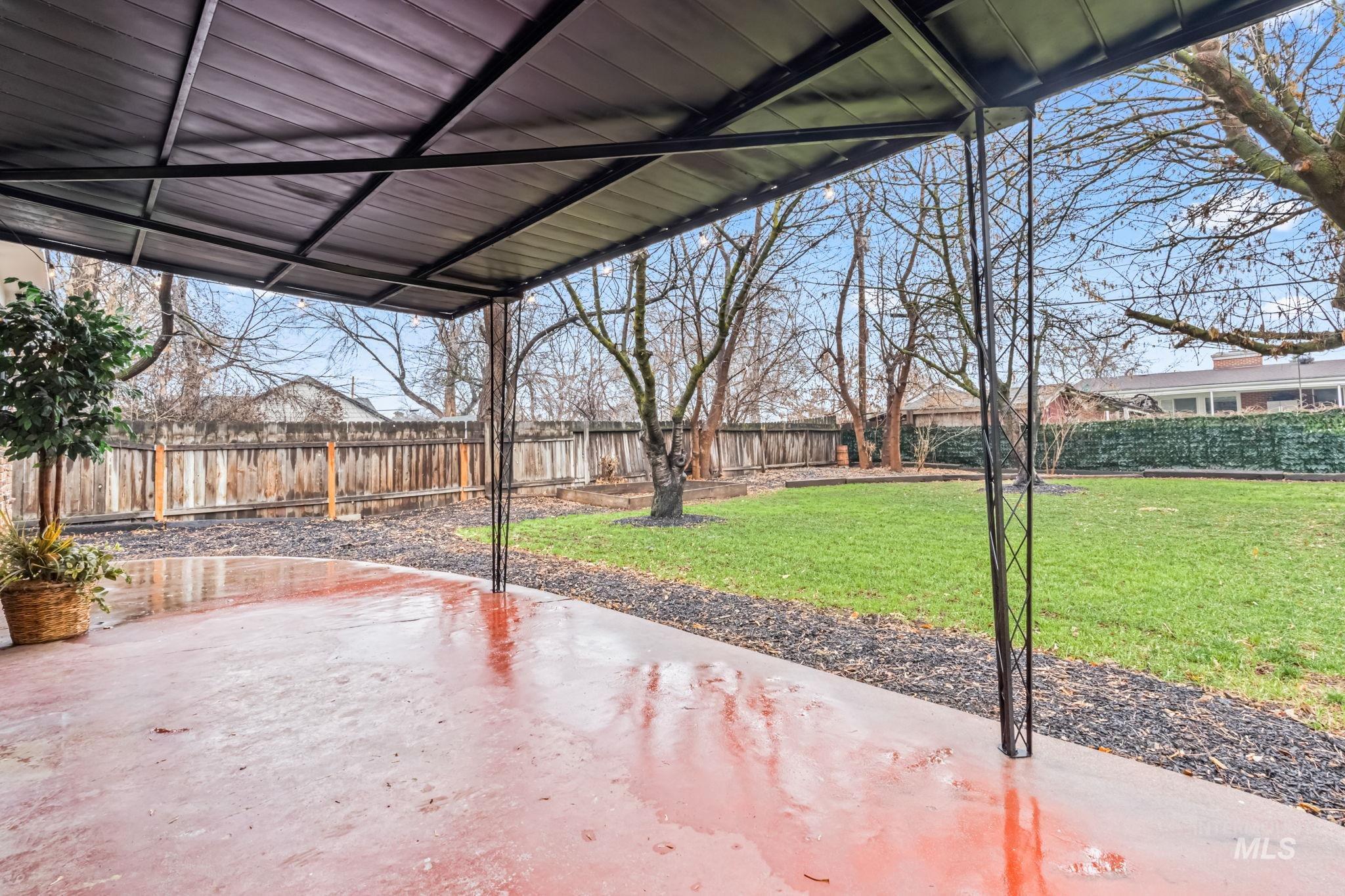 1715 S 10th Ave, Caldwell, Idaho 83605, 3 Bedrooms, 2 Bathrooms, Residential For Sale, Price $449,900,MLS 98982659
