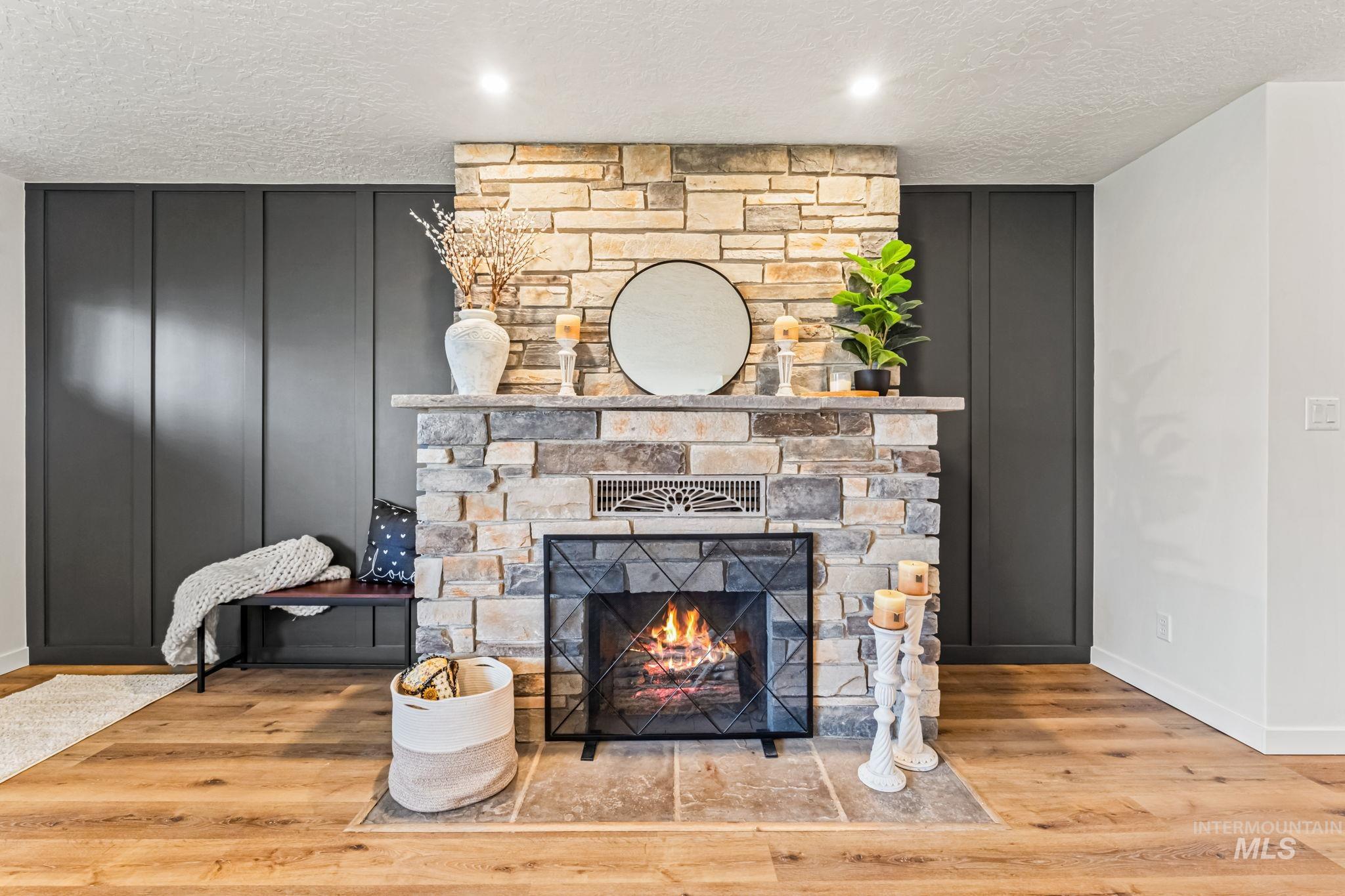 1715 S 10th Ave, Caldwell, Idaho 83605, 3 Bedrooms, 2 Bathrooms, Residential For Sale, Price $449,900,MLS 98982659