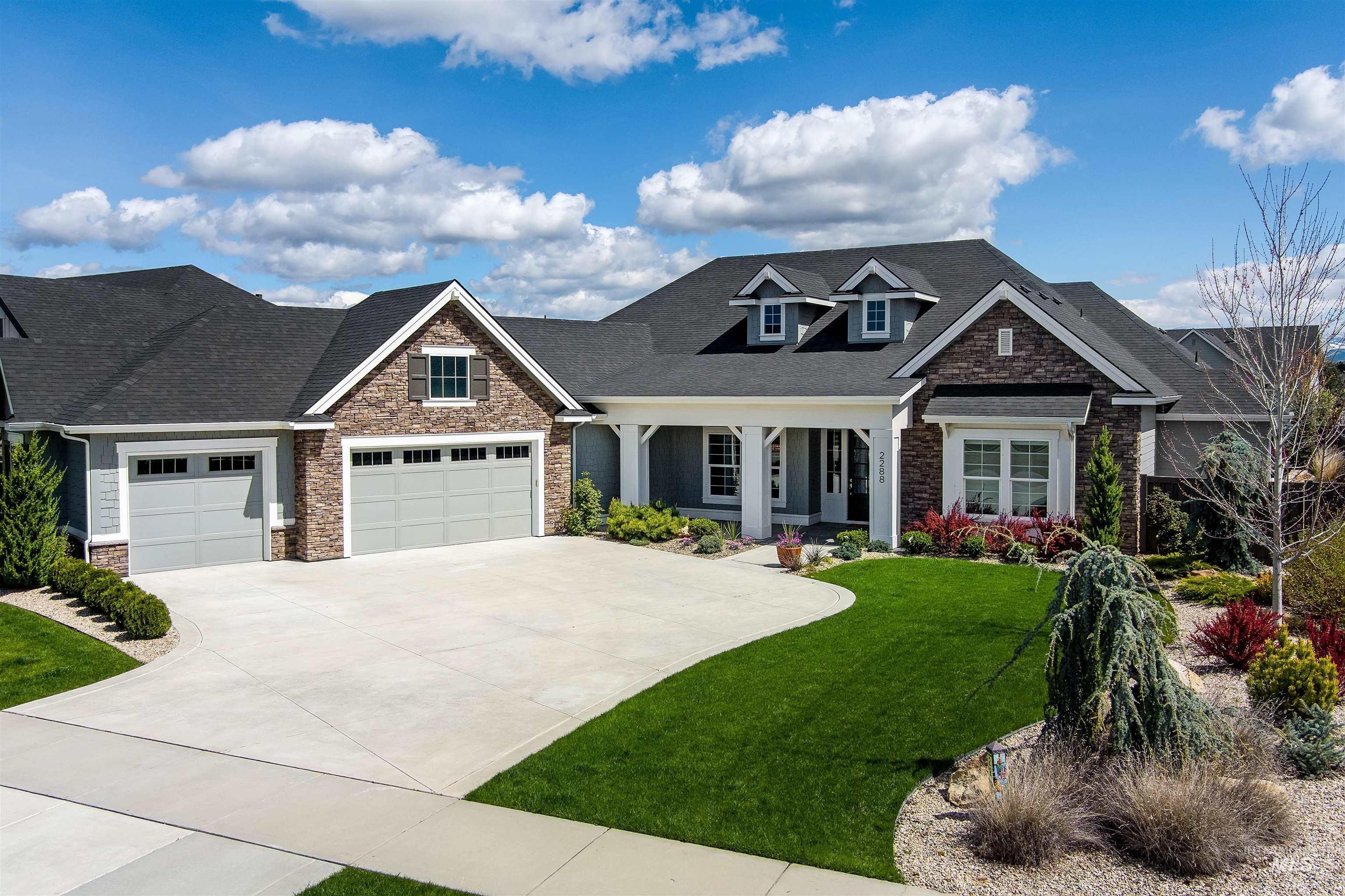 2288 N Fountainhead Way, Eagle, Idaho 83616, 4 Bedrooms, 2.5 Bathrooms, Residential For Sale, Price $1,395,000,MLS 98982660