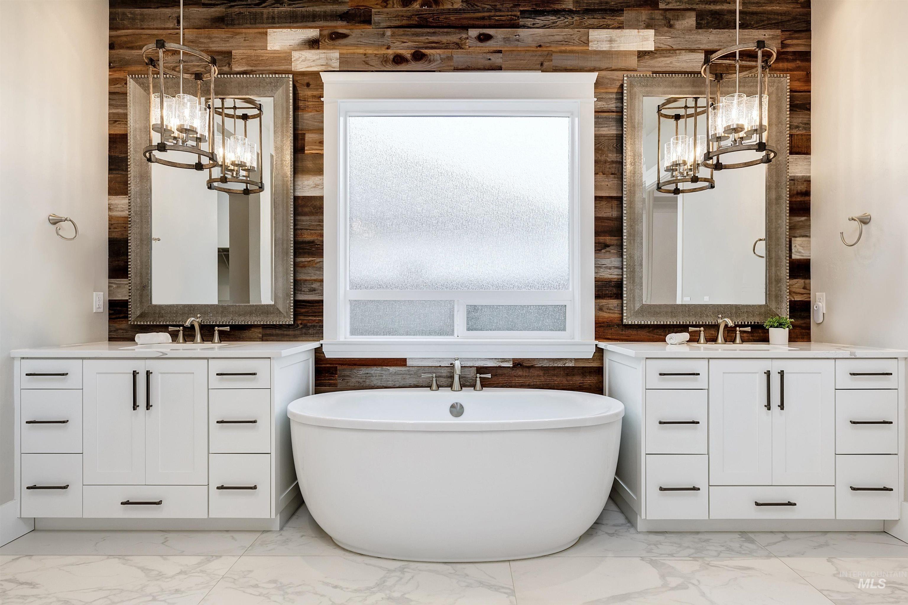 2288 N Fountainhead Way, Eagle, Idaho 83616, 3 Bedrooms, 2.5 Bathrooms, Residential For Sale, Price $1,395,000,MLS 98982660