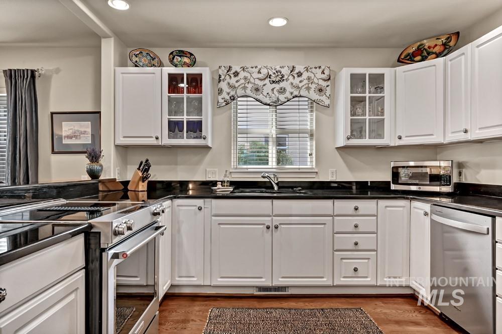 836 E Riverpark Ln, Boise, Idaho 83706, 3 Bedrooms, 2 Bathrooms, Residential For Sale, Price $639,000,MLS 98982661
