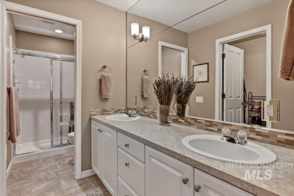 836 E Riverpark Ln, Boise, Idaho 83706, 3 Bedrooms, 2 Bathrooms, Residential For Sale, Price $639,000,MLS 98982661