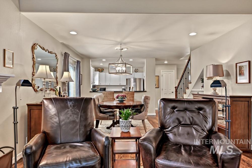 836 E Riverpark Ln, Boise, Idaho 83706, 3 Bedrooms, 2 Bathrooms, Residential For Sale, Price $639,000,MLS 98982661