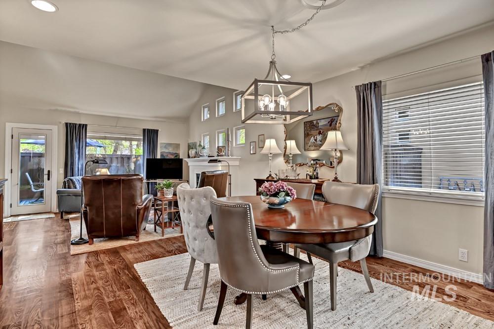 836 E Riverpark Ln, Boise, Idaho 83706, 3 Bedrooms, 2 Bathrooms, Residential For Sale, Price $639,000,MLS 98982661