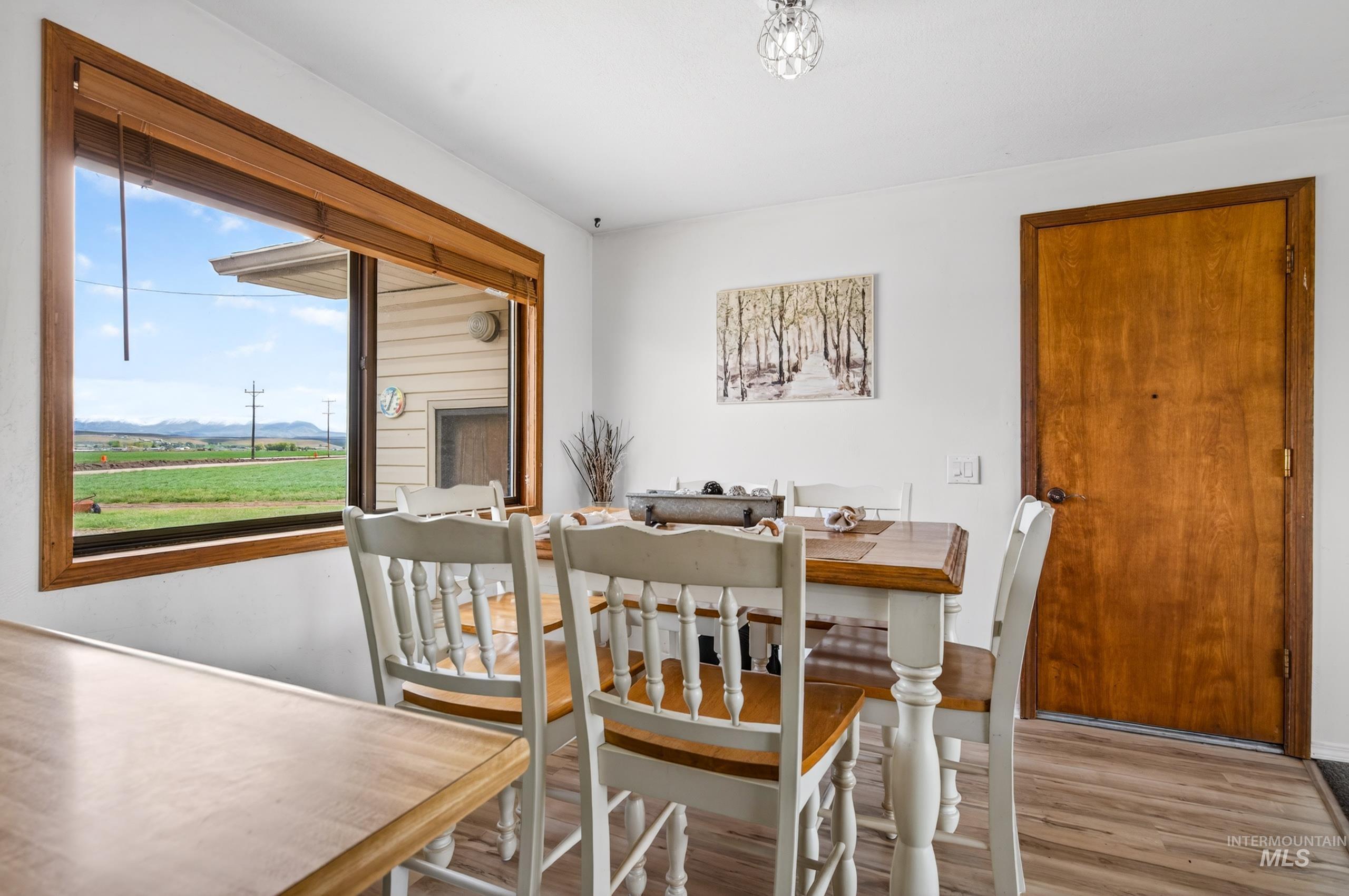 8989 Hillview Rd, Emmett, Idaho 83687, 4 Bedrooms, 2.5 Bathrooms, Residential For Sale, Price $599,900,MLS 98982662