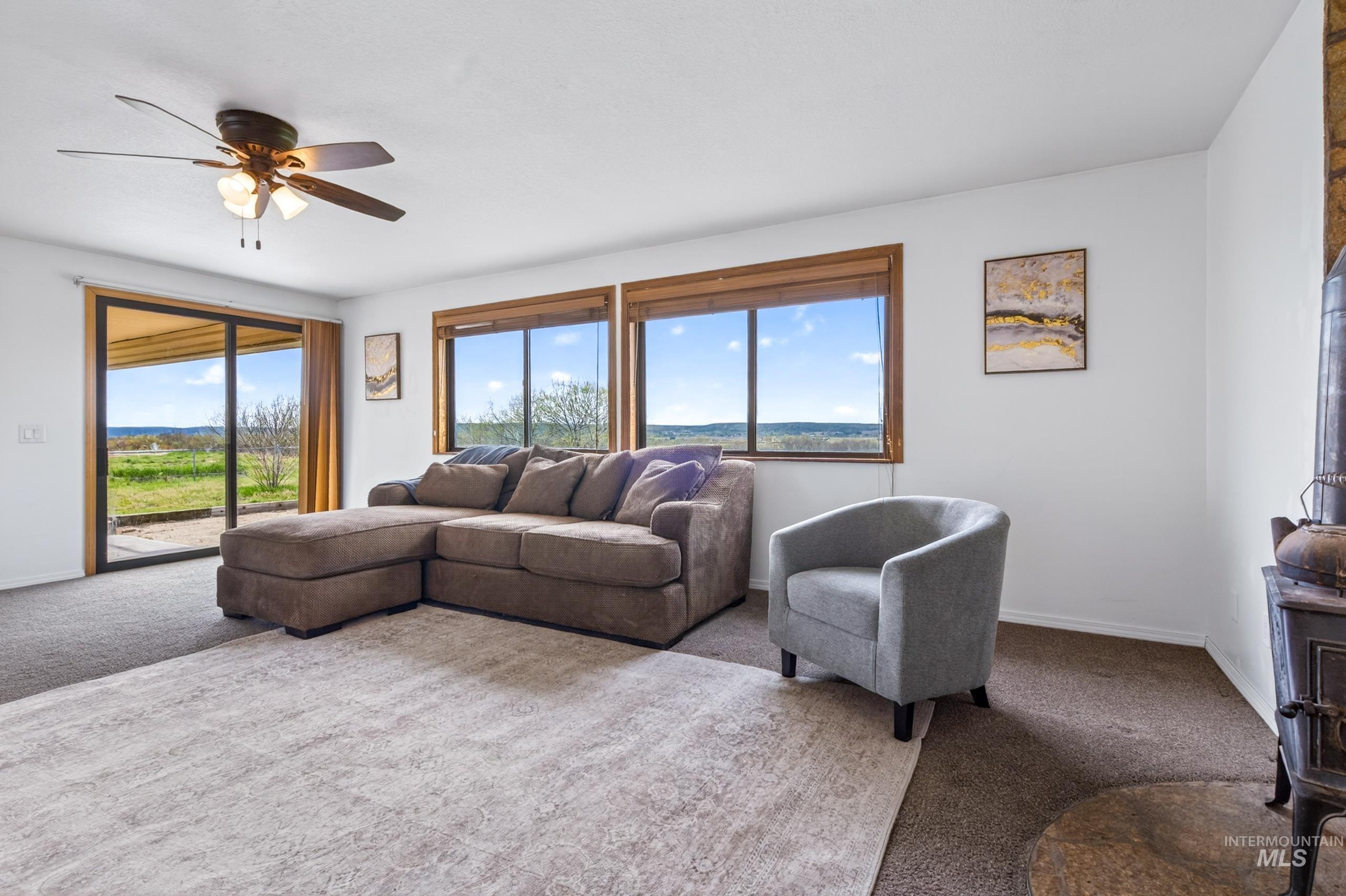 8989 Hillview Rd, Emmett, Idaho 83687, 4 Bedrooms, 2.5 Bathrooms, Residential For Sale, Price $599,900,MLS 98982662