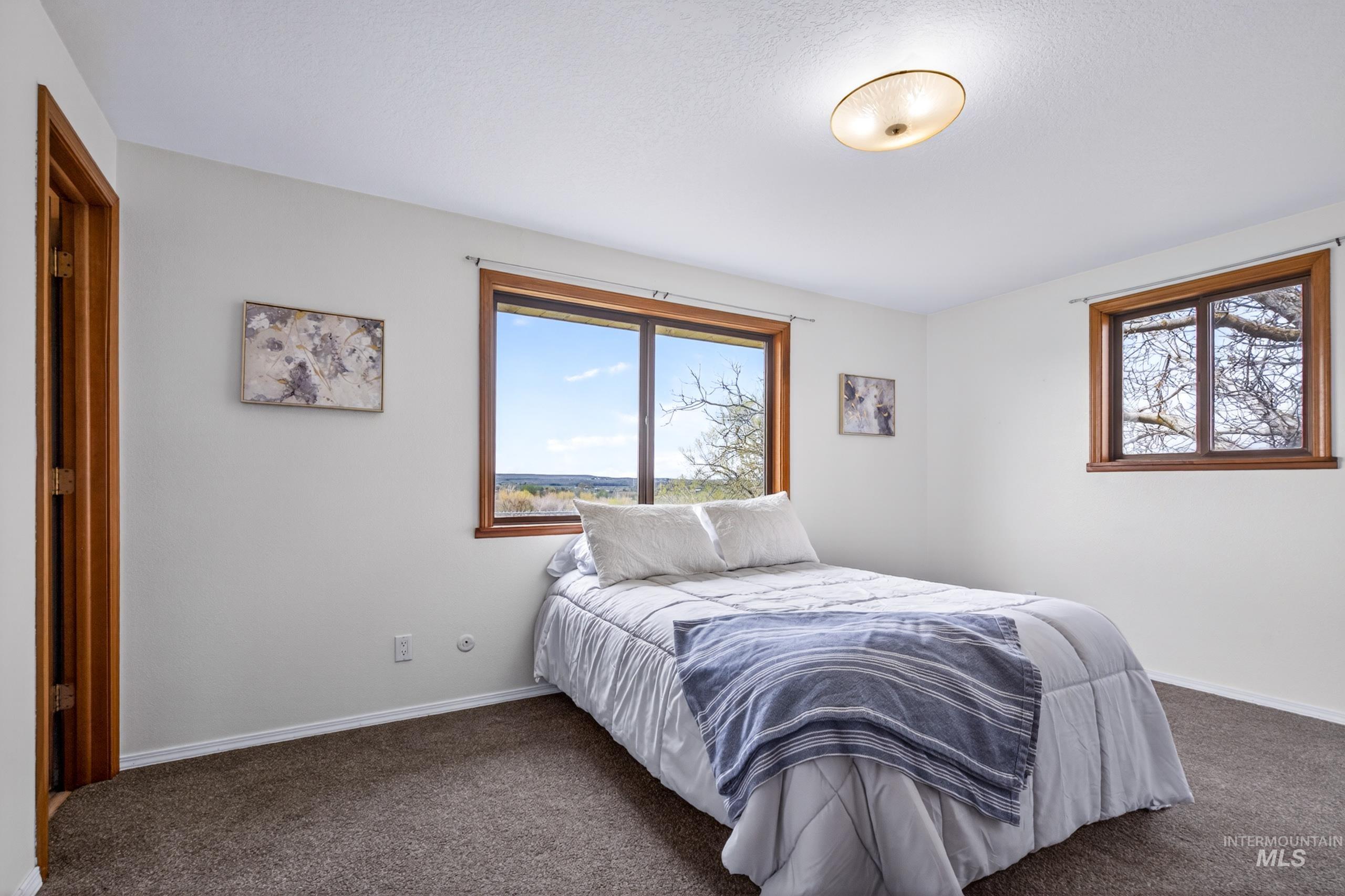 8989 Hillview Rd, Emmett, Idaho 83687, 4 Bedrooms, 2.5 Bathrooms, Residential For Sale, Price $599,900,MLS 98982662