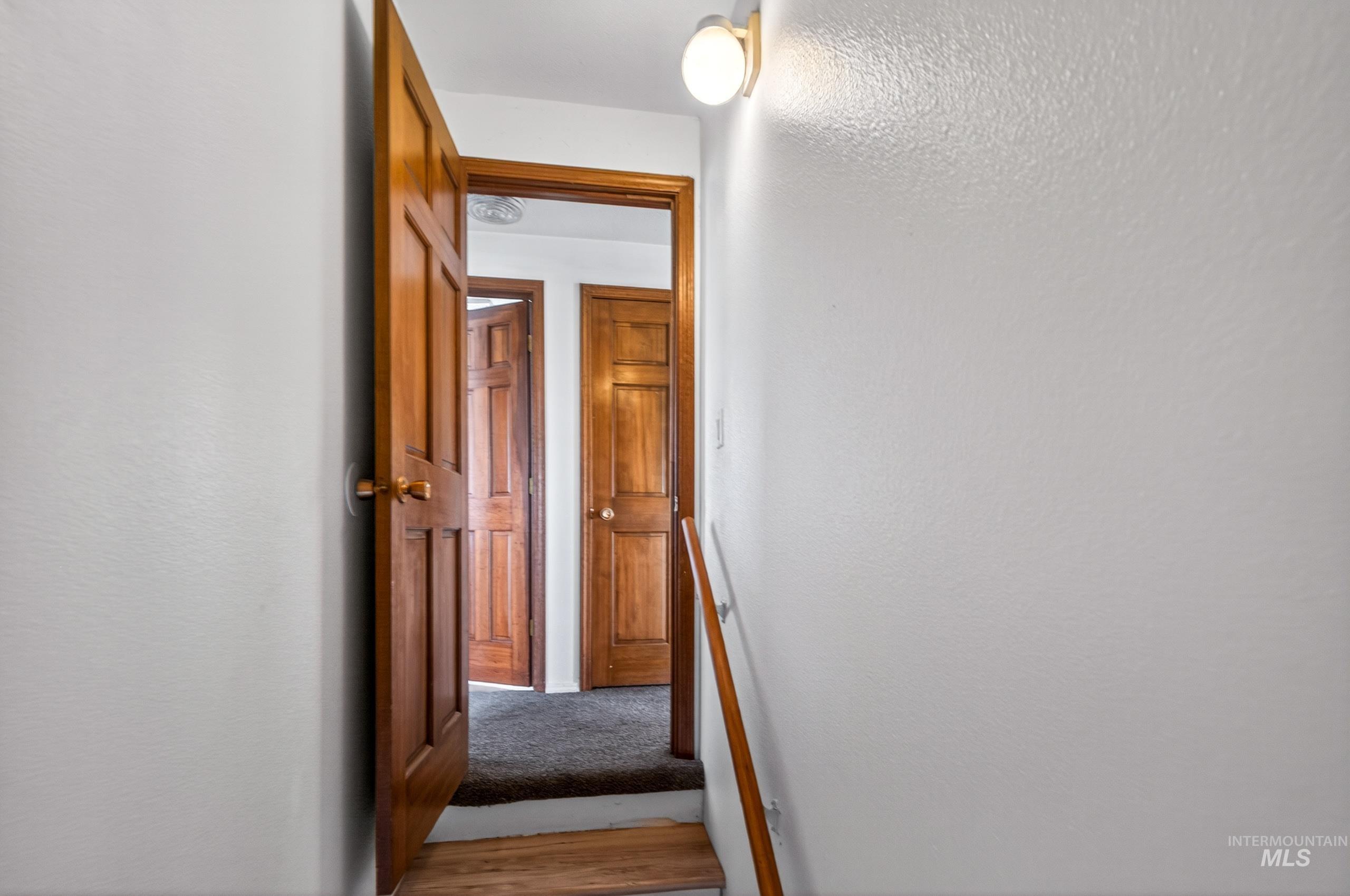 8989 Hillview Rd, Emmett, Idaho 83687, 4 Bedrooms, 2.5 Bathrooms, Residential For Sale, Price $599,900,MLS 98982662