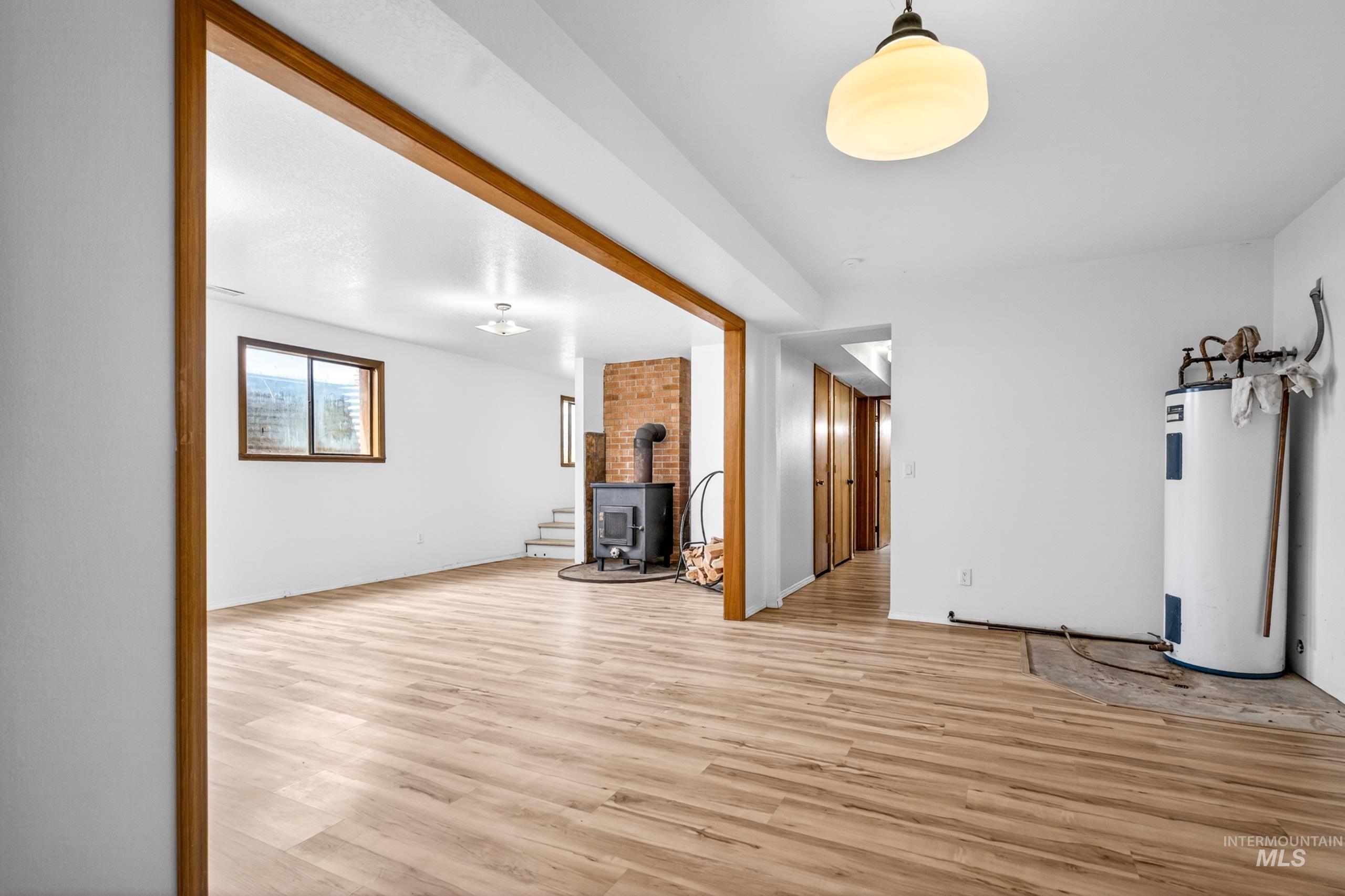 8989 Hillview Rd, Emmett, Idaho 83687, 4 Bedrooms, 2.5 Bathrooms, Residential For Sale, Price $599,900,MLS 98982662