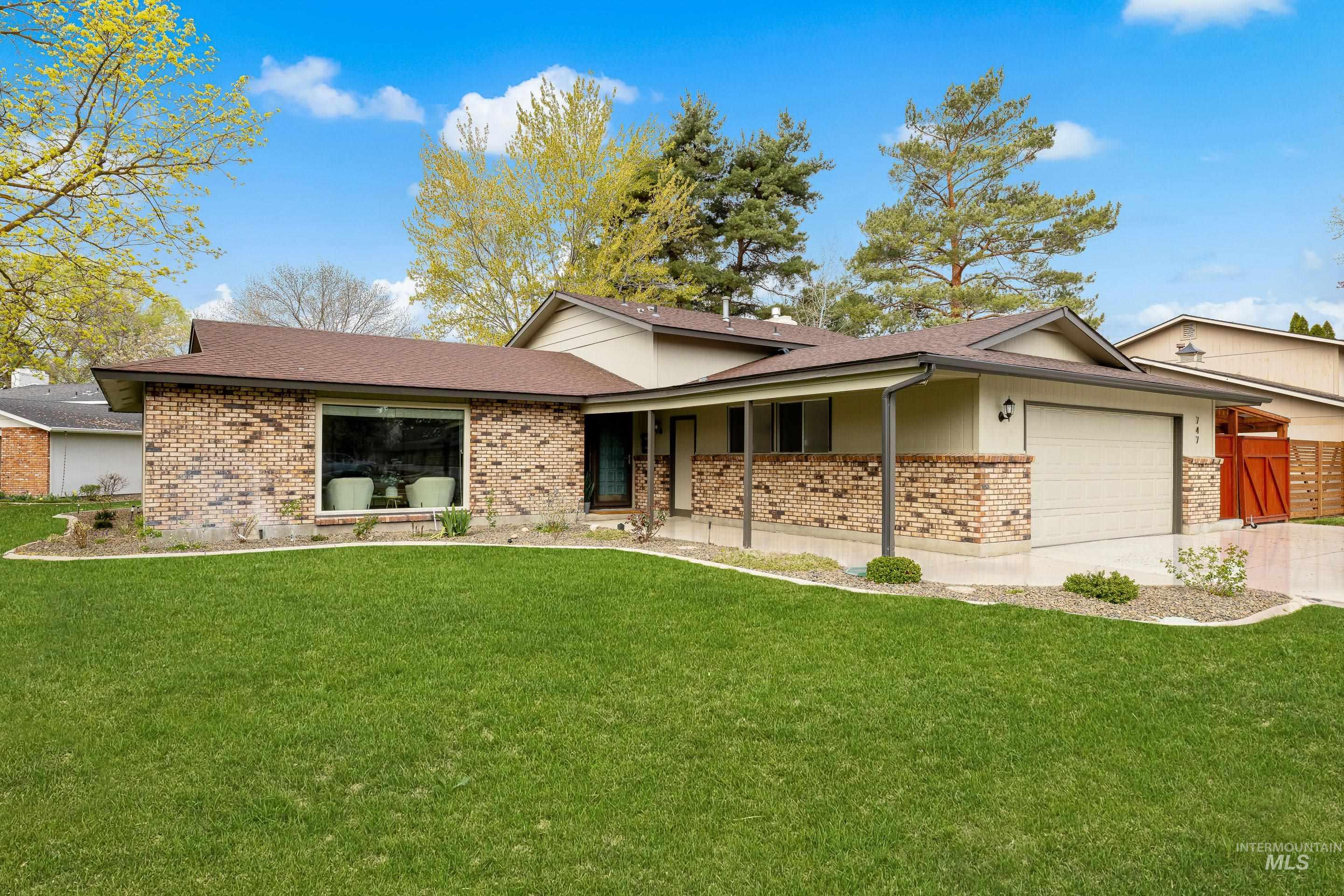 747 Spyglass Way, Eagle, Idaho 83616, 4 Bedrooms, 3 Bathrooms, Residential For Sale, Price $574,999, 98982664