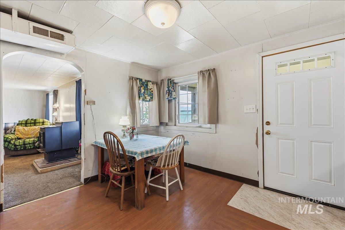 255 Main St, Grand View, Idaho 83624, 3 Bedrooms, 1 Bathroom, Residential For Sale, Price $340,000,MLS 98982667