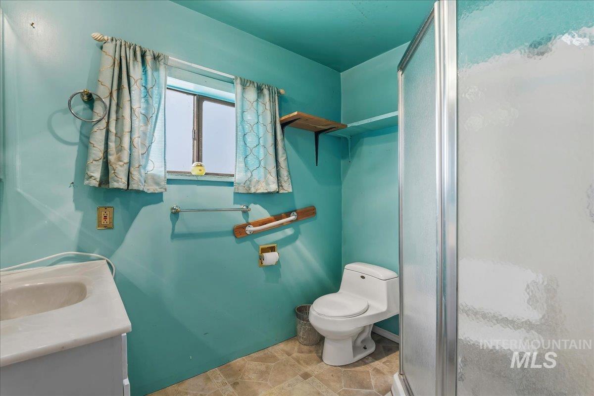 255 Main St, Grand View, Idaho 83624, 3 Bedrooms, 1 Bathroom, Residential For Sale, Price $340,000,MLS 98982667