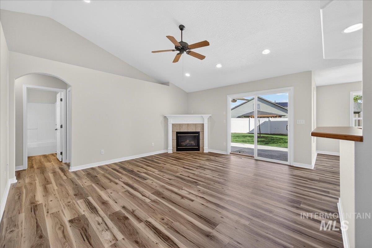 80 S Blue Bonnet Way, Nampa, Idaho 83687, 3 Bedrooms, 3 Bathrooms, Residential For Sale, Price $429,900, 98982668