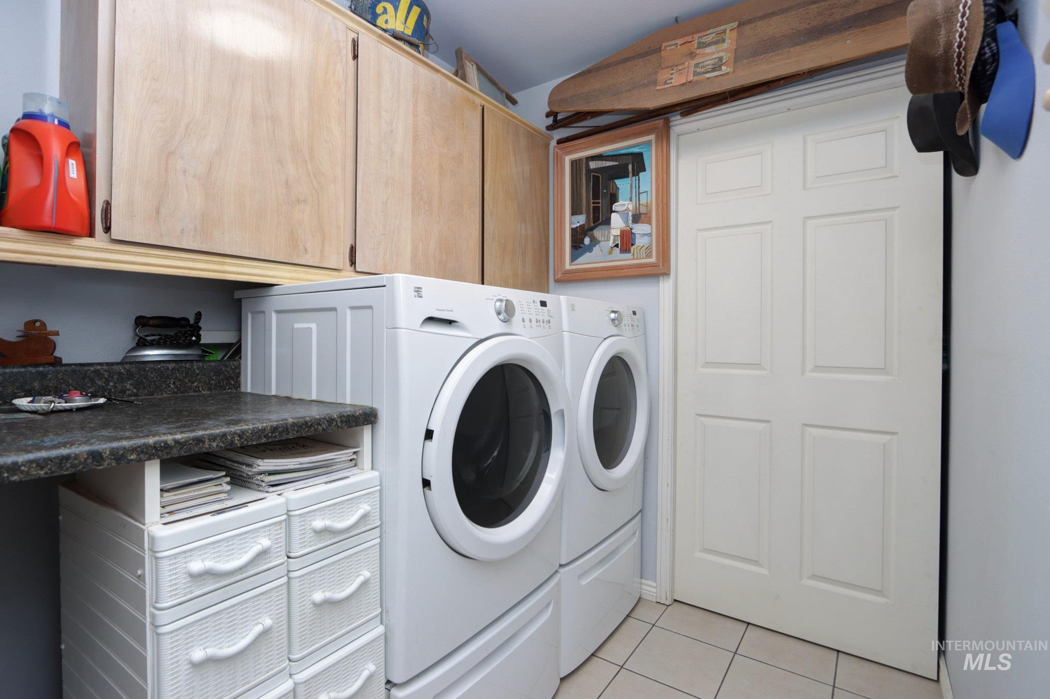 12 Larch Circle, Idaho City, Idaho 83631, 4 Bedrooms, 3 Bathrooms, Residential For Sale, Price $850,000, 98982669