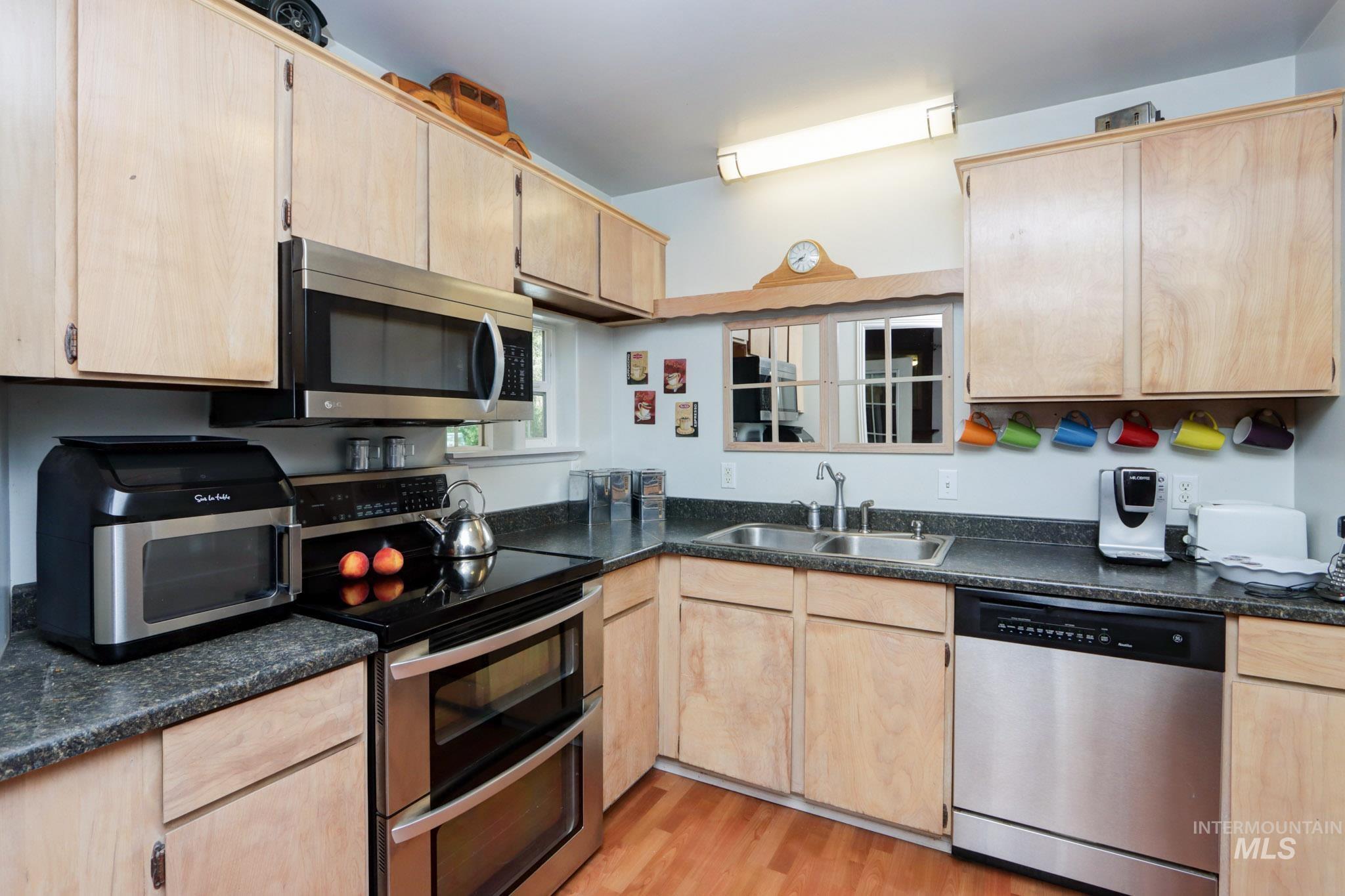 12 Larch Circle, Idaho City, Idaho 83631, 4 Bedrooms, 3 Bathrooms, Residential For Sale, Price $850,000, 98982669