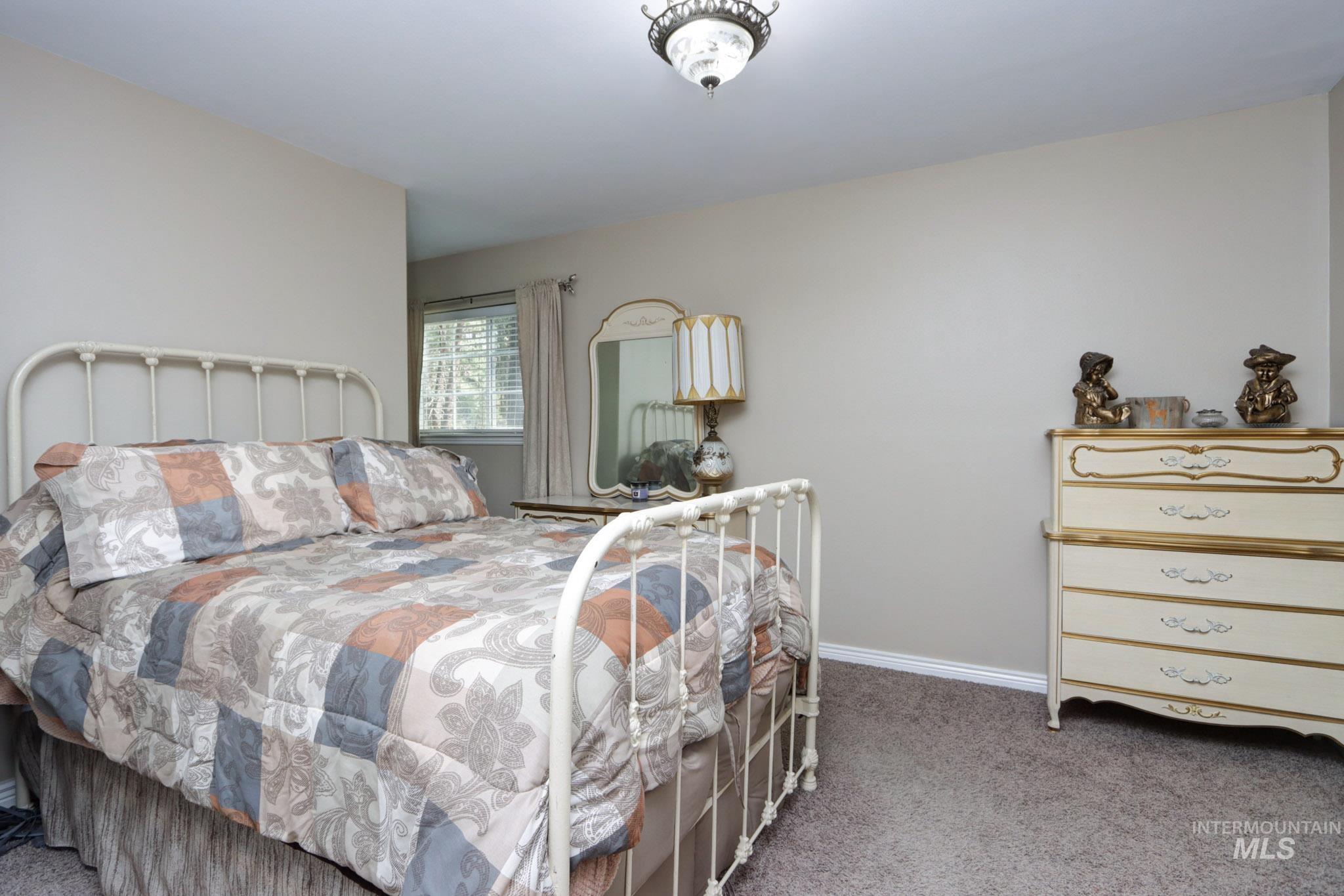 12 Larch Circle, Idaho City, Idaho 83631, 4 Bedrooms, 3 Bathrooms, Residential For Sale, Price $850,000, 98982669