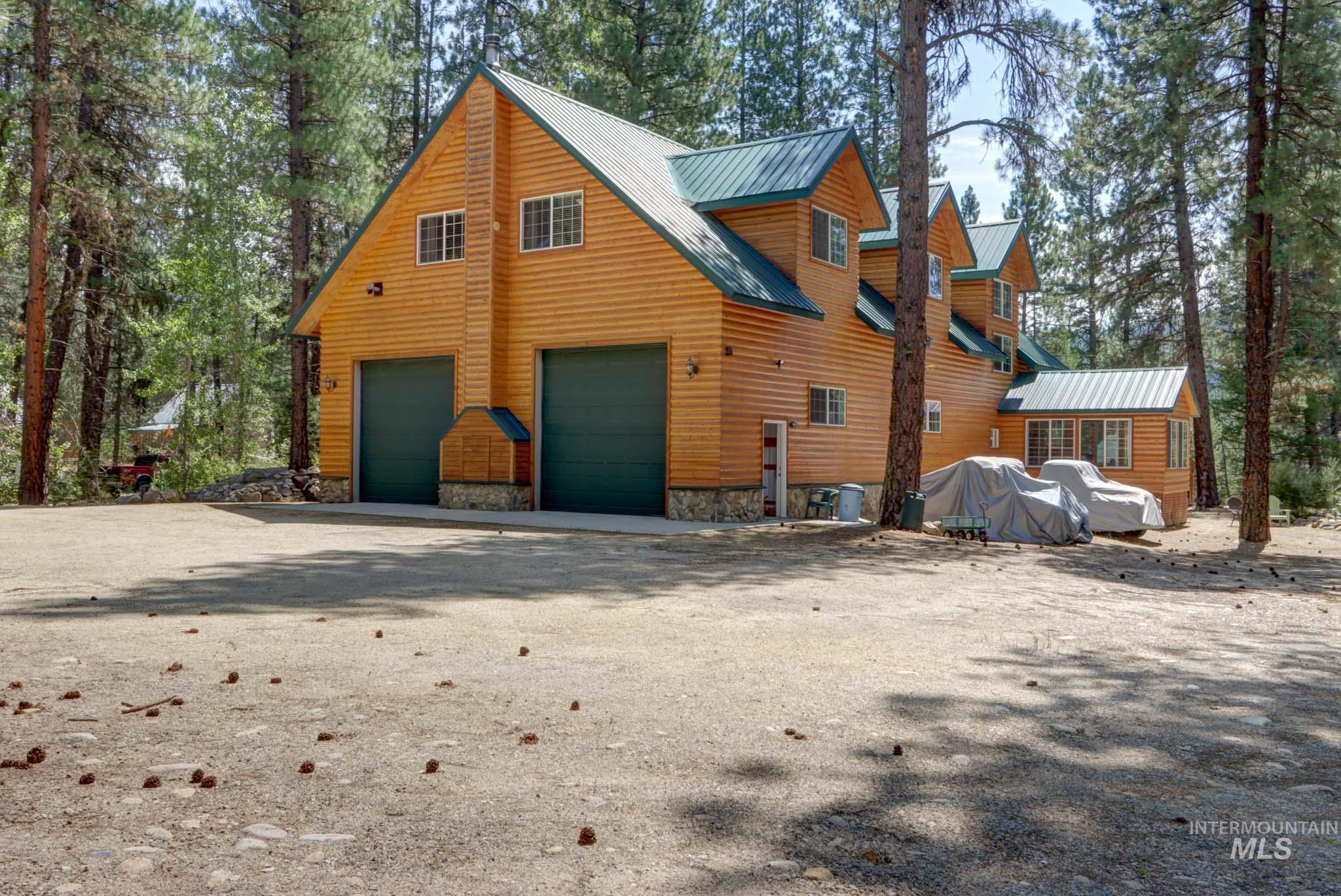 12 Larch Circle, Idaho City, Idaho 83631, 4 Bedrooms, 3 Bathrooms, Residential For Sale, Price $850,000, 98982669
