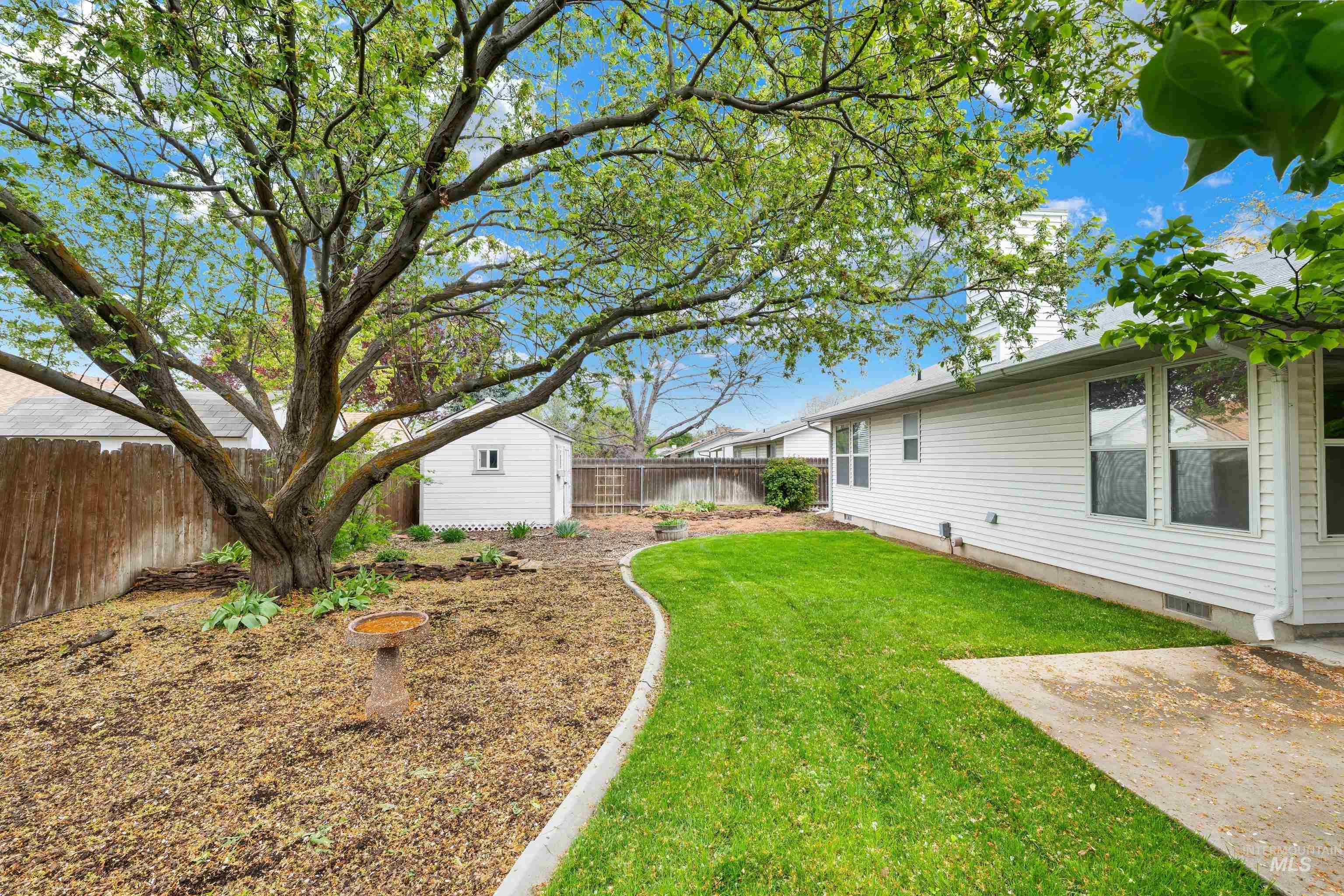 4861 S Ambush Avenue, Boise, Idaho 83709, 3 Bedrooms, 2 Bathrooms, Residential For Sale, Price $399,900, 98982670