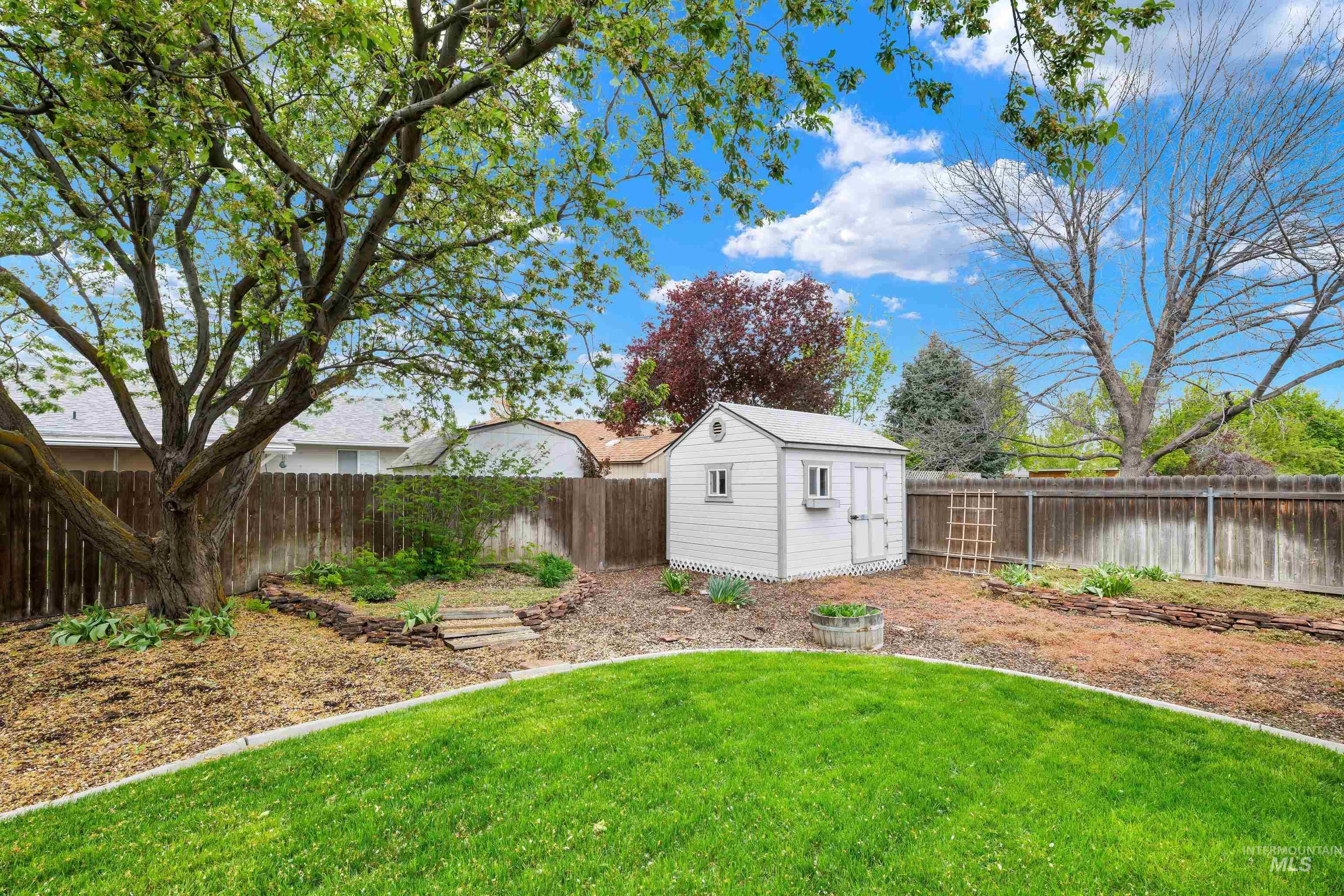 4861 S Ambush Avenue, Boise, Idaho 83709, 3 Bedrooms, 2 Bathrooms, Residential For Sale, Price $399,900, 98982670