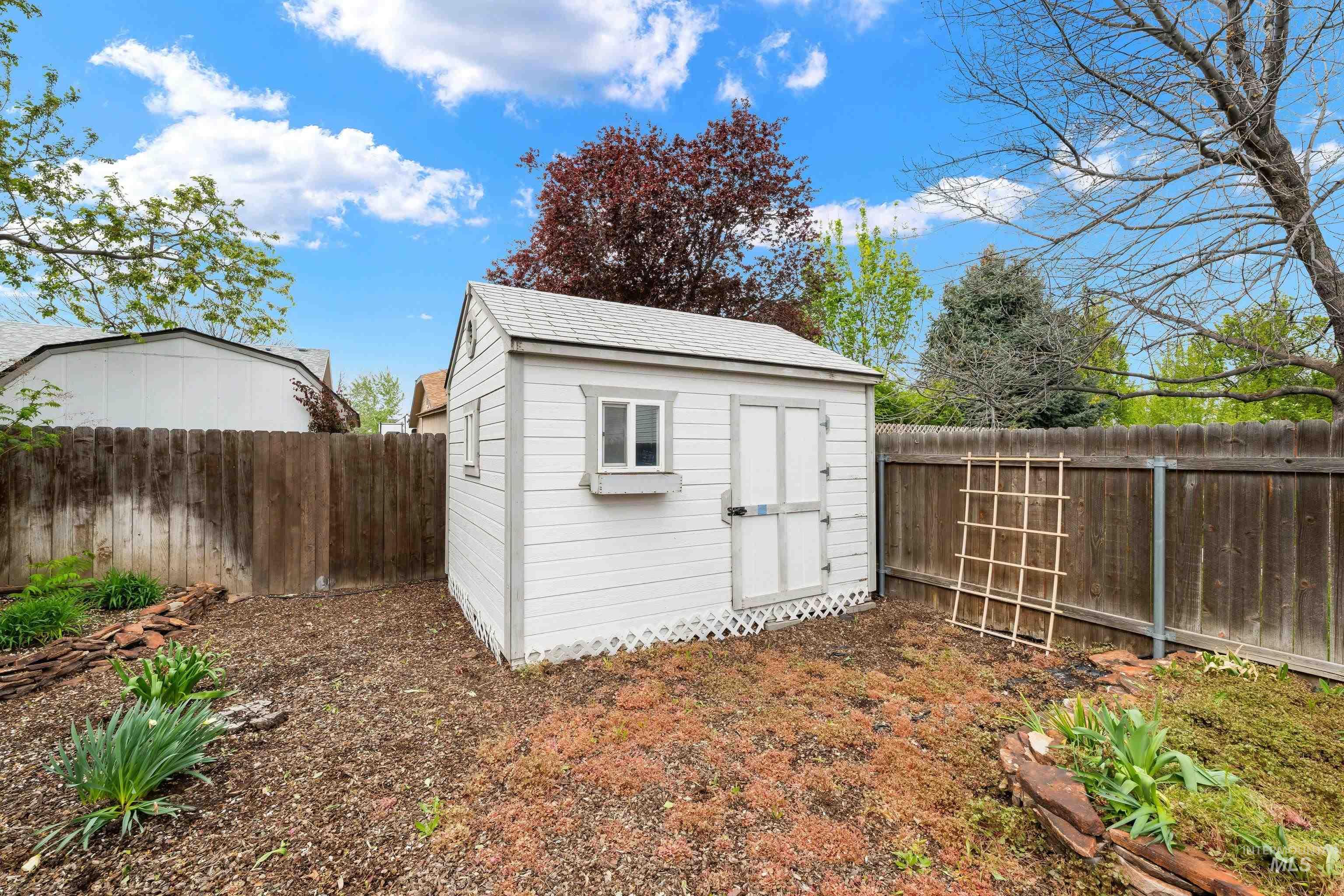 4861 S Ambush Avenue, Boise, Idaho 83709, 3 Bedrooms, 2 Bathrooms, Residential For Sale, Price $399,900, 98982670