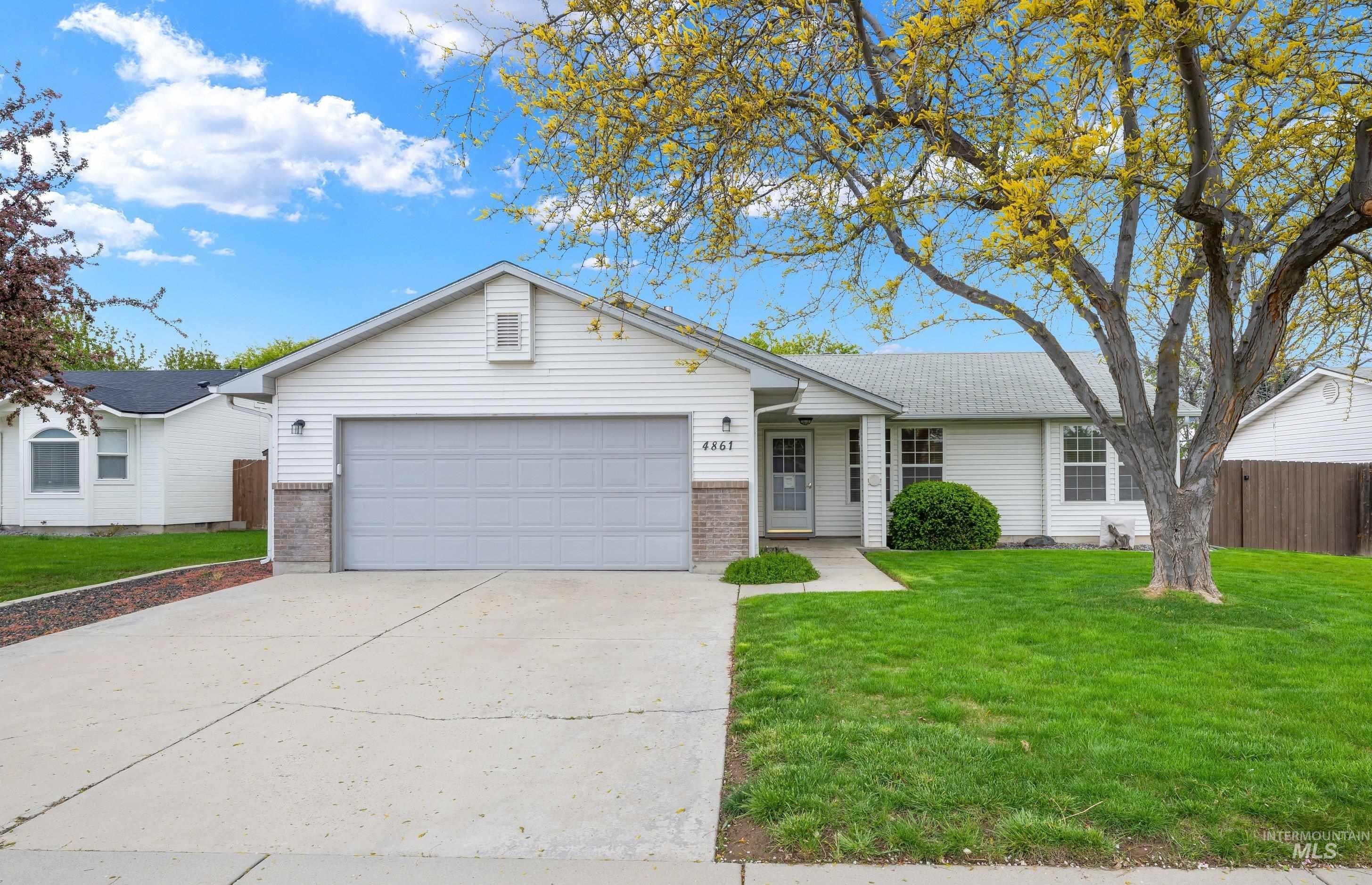 4861 S Ambush Avenue, Boise, Idaho 83709, 3 Bedrooms, 2 Bathrooms, Residential For Sale, Price $399,900, 98982670