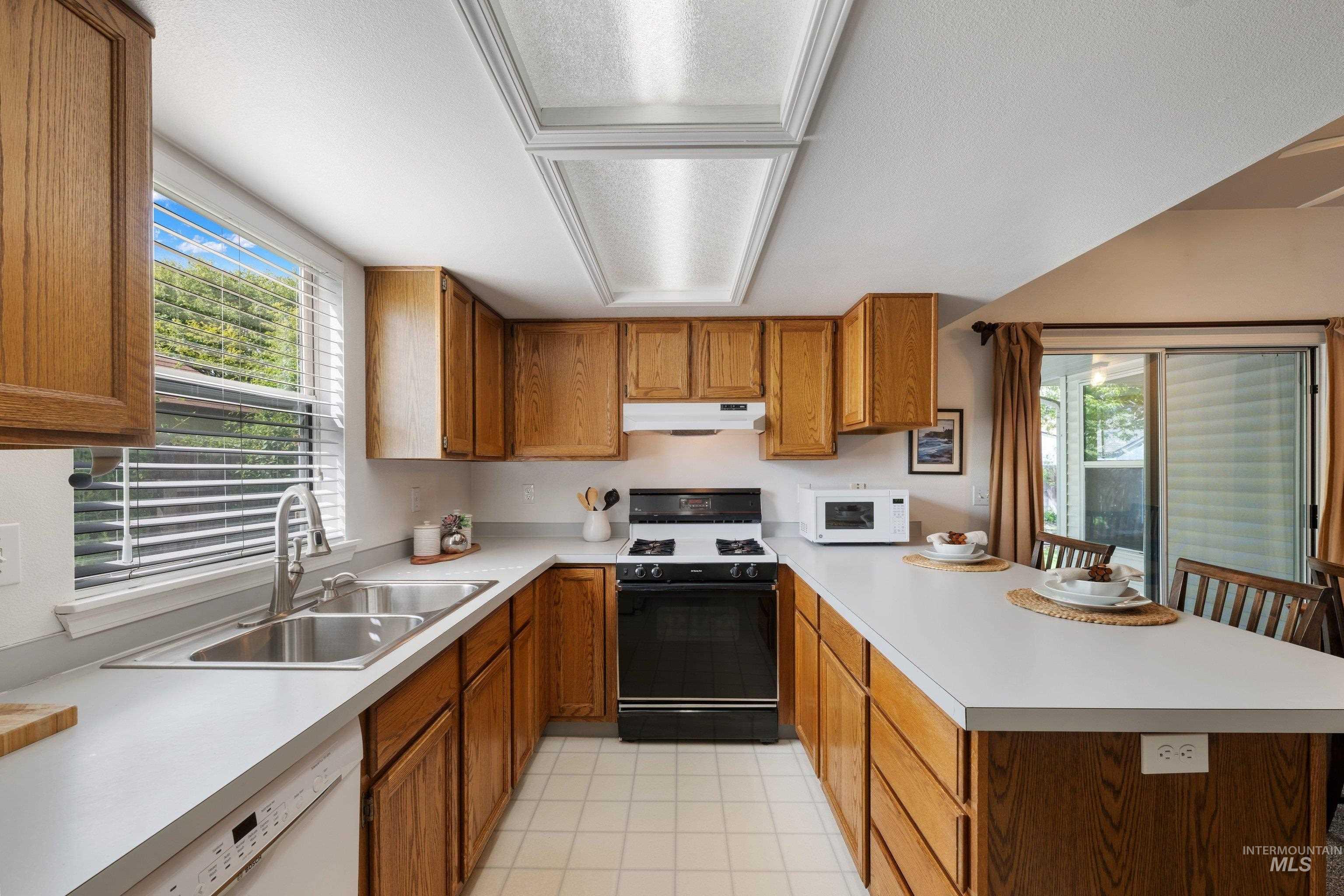 4861 S Ambush Avenue, Boise, Idaho 83709, 3 Bedrooms, 2 Bathrooms, Residential For Sale, Price $399,900, 98982670