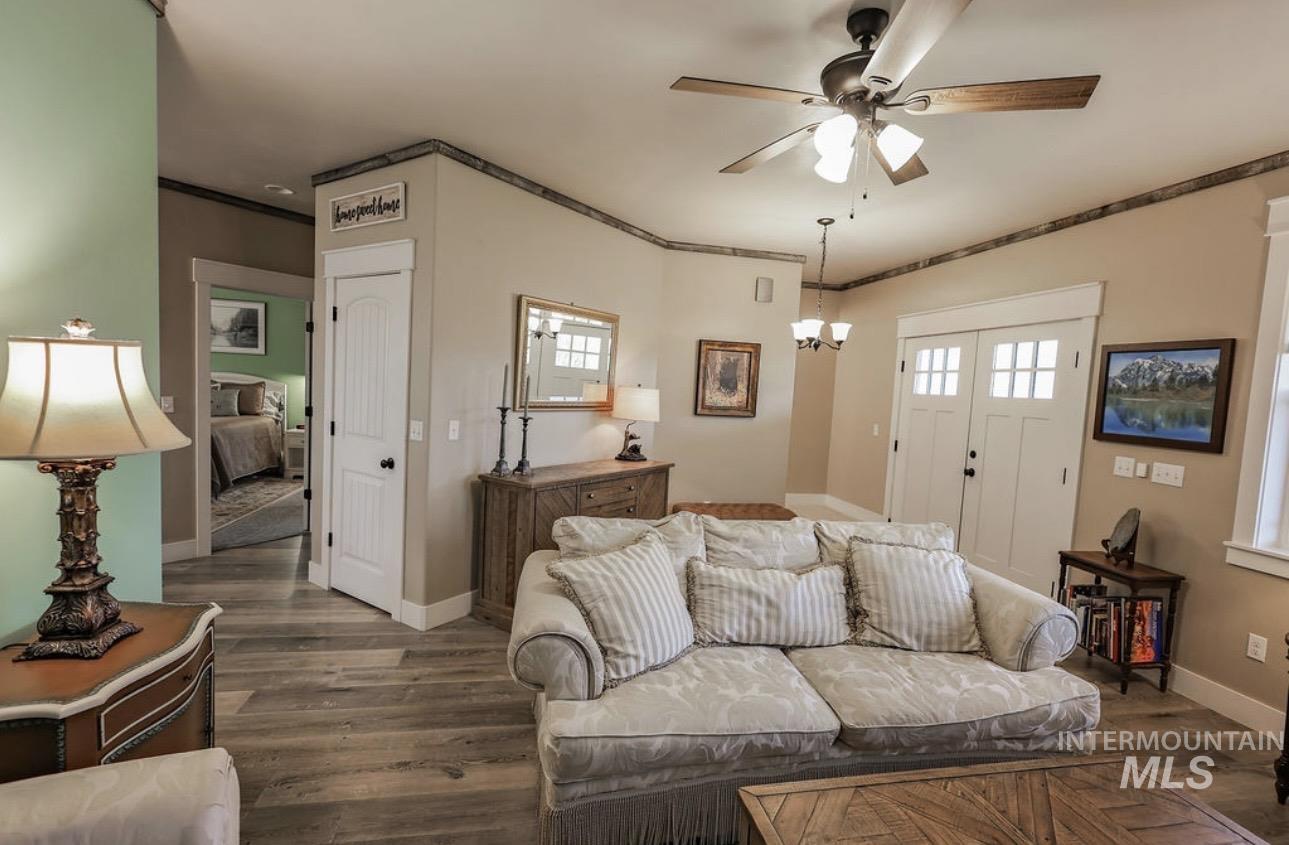 4517 Snake River Mesa Road, Buhl, Idaho 83316, 4 Bedrooms, 3 Bathrooms, Residential For Sale, Price $560,000, 98982673