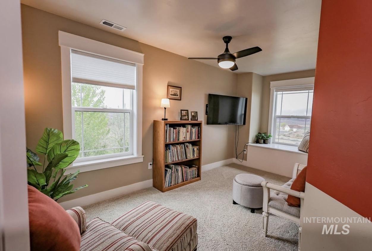 4517 Snake River Mesa Road, Buhl, Idaho 83316, 4 Bedrooms, 3 Bathrooms, Residential For Sale, Price $560,000, 98982673