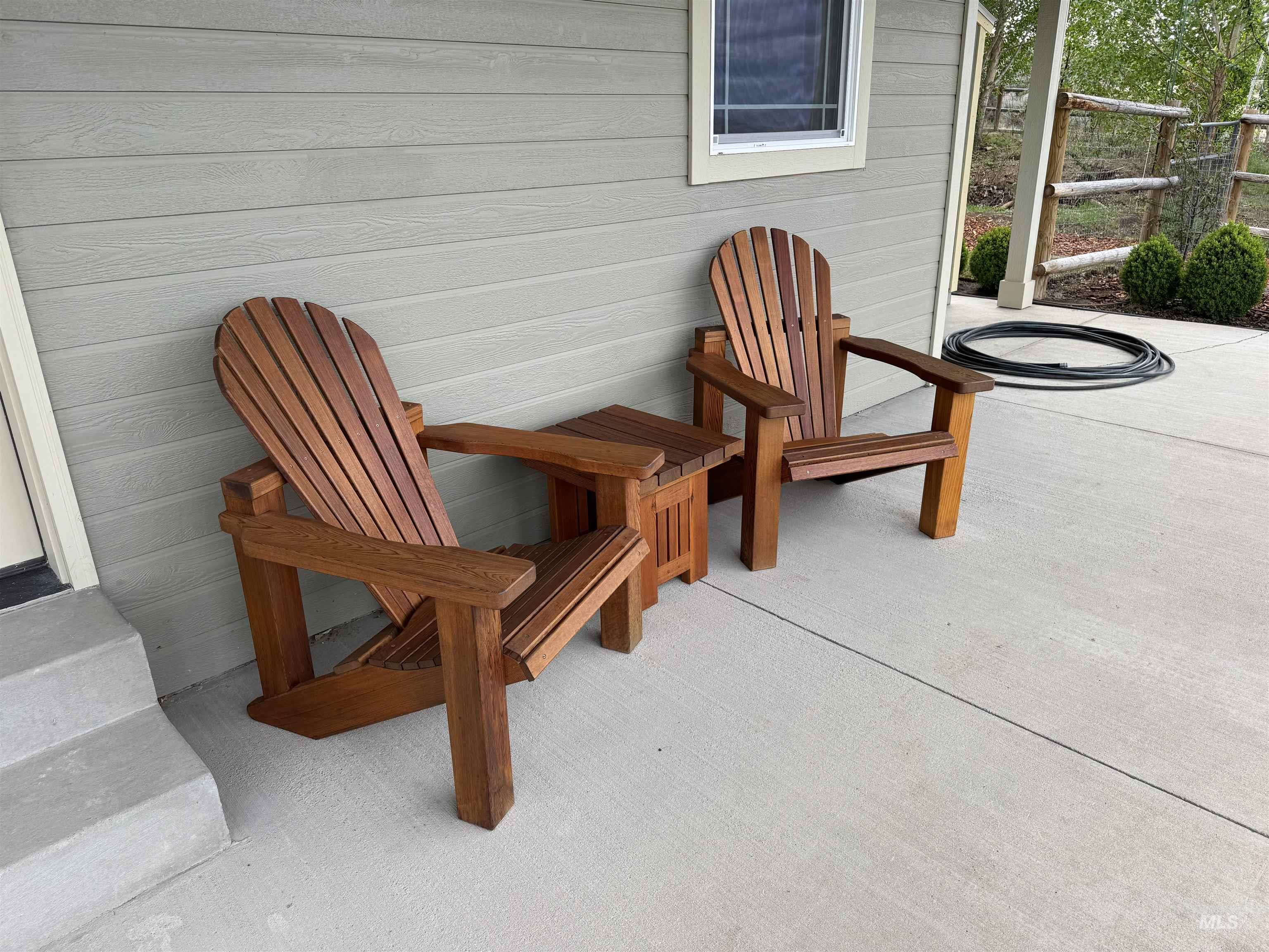 4517 Snake River Mesa Road, Buhl, Idaho 83316, 4 Bedrooms, 3 Bathrooms, Residential For Sale, Price $560,000, 98982673