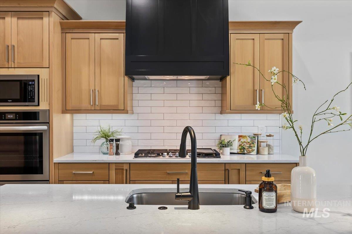 924 Trapper Peak, Kimberly, Idaho 83341, 3 Bedrooms, 2 Bathrooms, Residential For Sale, Price $469,000, 98982676