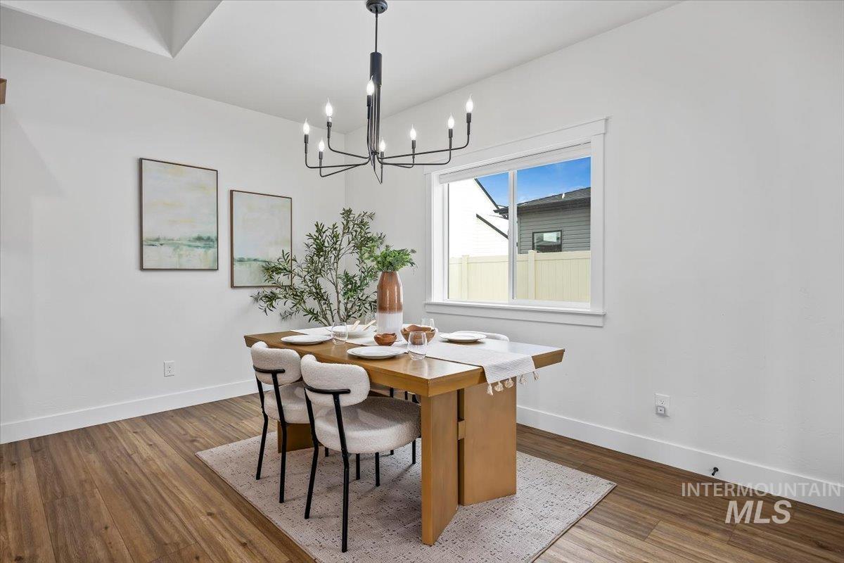 924 Trapper Peak, Kimberly, Idaho 83341, 3 Bedrooms, 2 Bathrooms, Residential For Sale, Price $469,000, 98982676