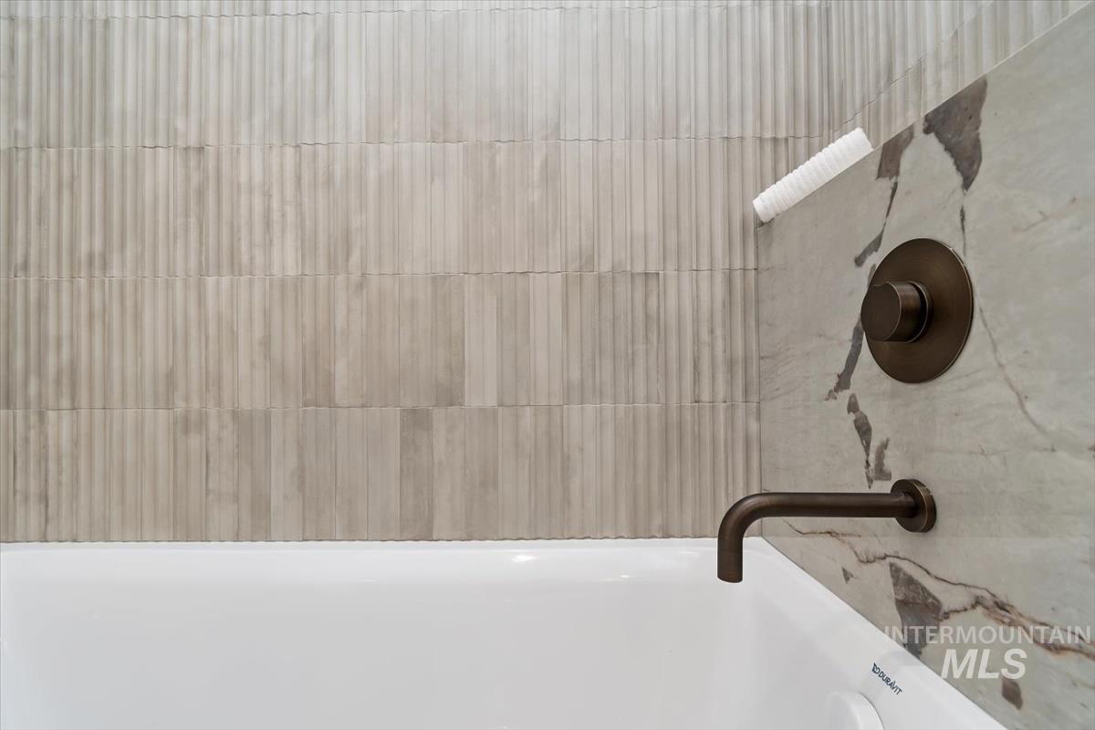 2642 N Palaestra Ave, Eagle, Idaho 83616, 4 Bedrooms, 3 Bathrooms, Residential For Sale, Price $1,249,900, 98982678