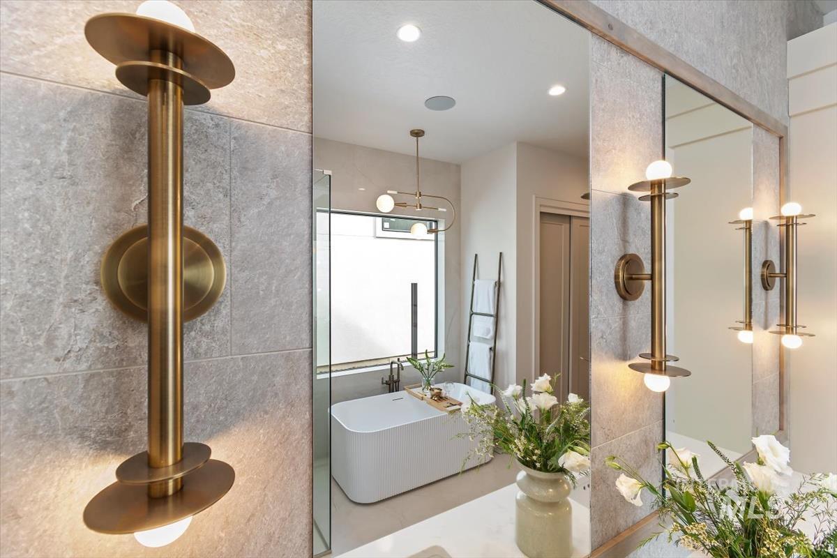 2642 N Palaestra Ave, Eagle, Idaho 83616, 4 Bedrooms, 3 Bathrooms, Residential For Sale, Price $1,249,900, 98982678