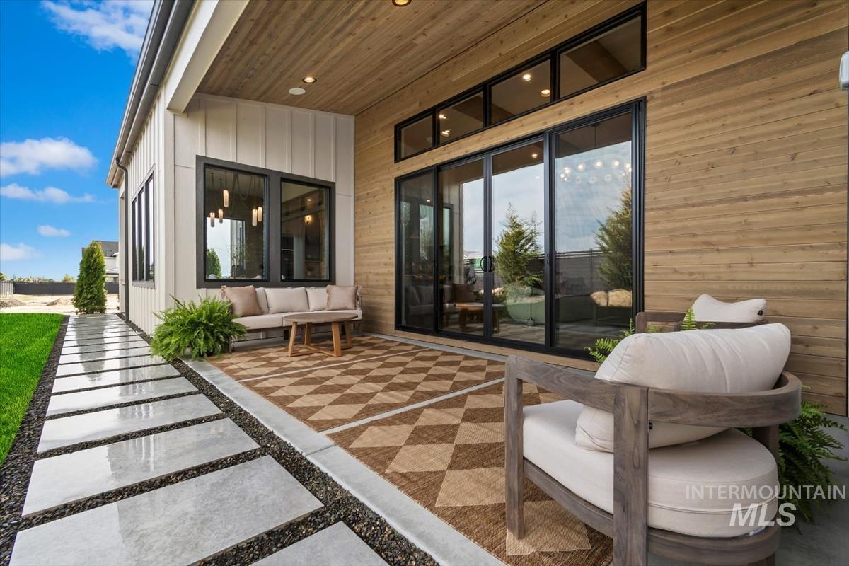 2642 N Palaestra Ave, Eagle, Idaho 83616, 4 Bedrooms, 3 Bathrooms, Residential For Sale, Price $1,249,900, 98982678