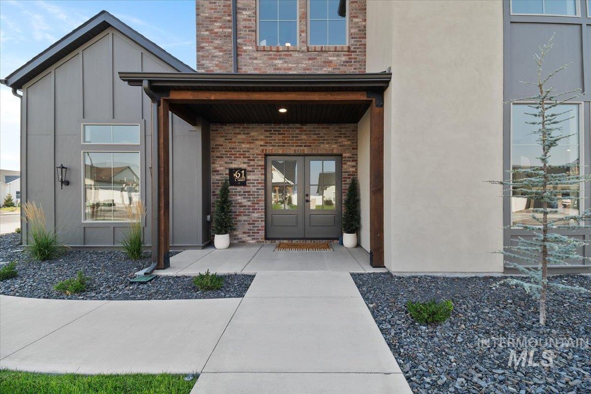 661 Full Moon Way, Twin Falls, Idaho 83301, 4 Bedrooms, 2.5 Bathrooms, Residential For Sale, Price $699,000,MLS 98982680