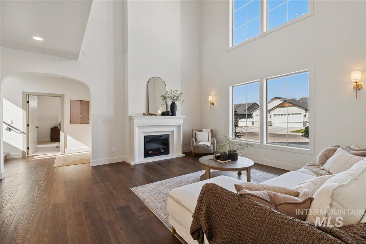 661 Full Moon Way, Twin Falls, Idaho 83301, 4 Bedrooms, 2.5 Bathrooms, Residential For Sale, Price $699,000,MLS 98982680