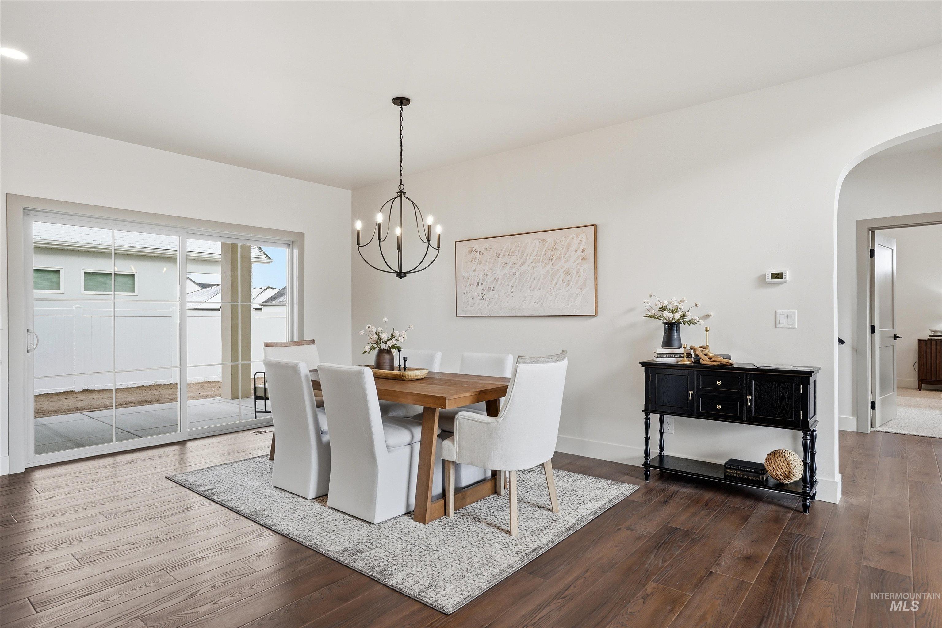 661 Full Moon Way, Twin Falls, Idaho 83301-8450, 4 Bedrooms, 2.5 Bathrooms, Residential For Sale, Price $719,900, 98982680