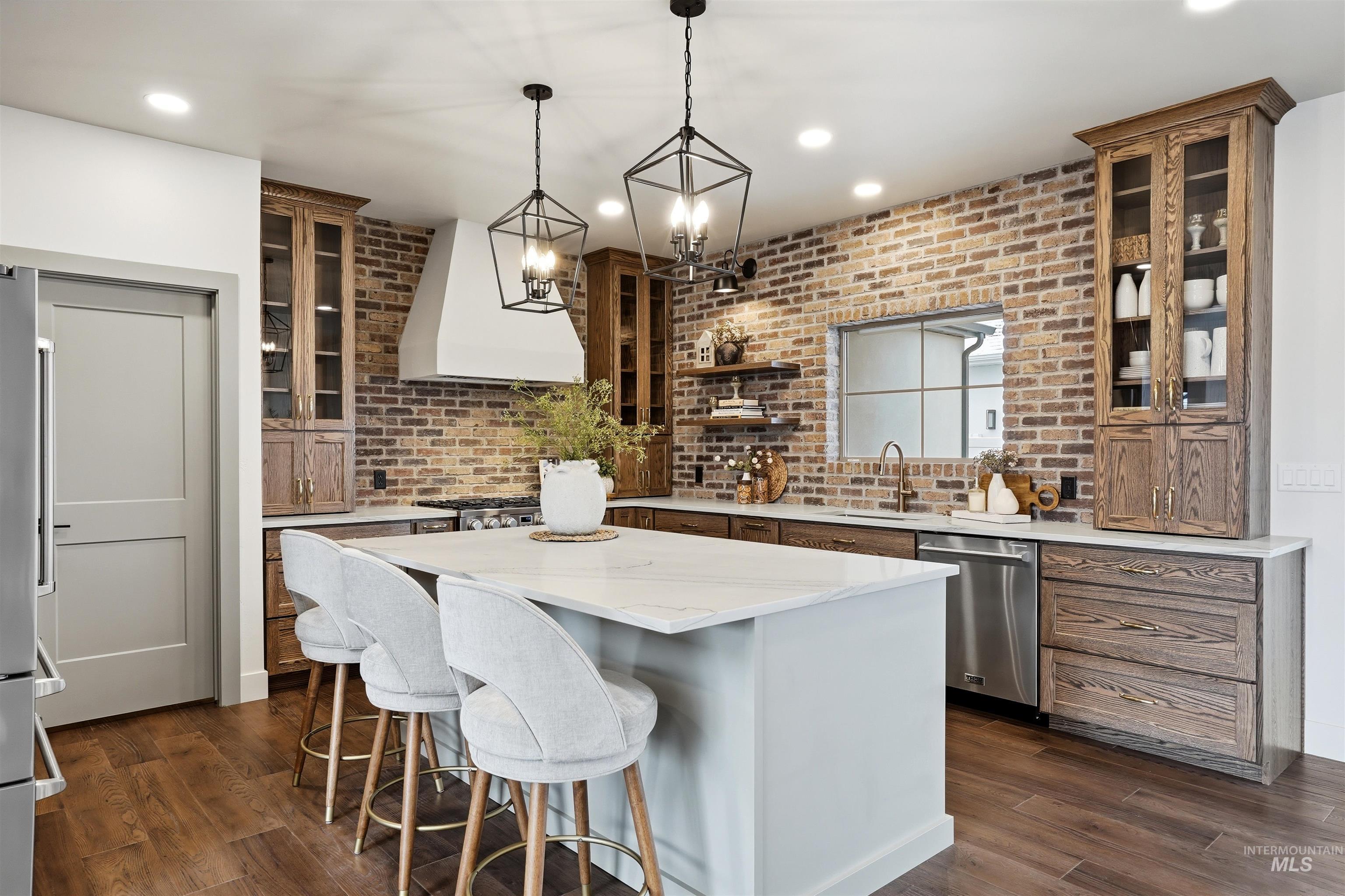 661 Full Moon Way, Twin Falls, Idaho 83301-8450, 4 Bedrooms, 2.5 Bathrooms, Residential For Sale, Price $730,000, 98982680