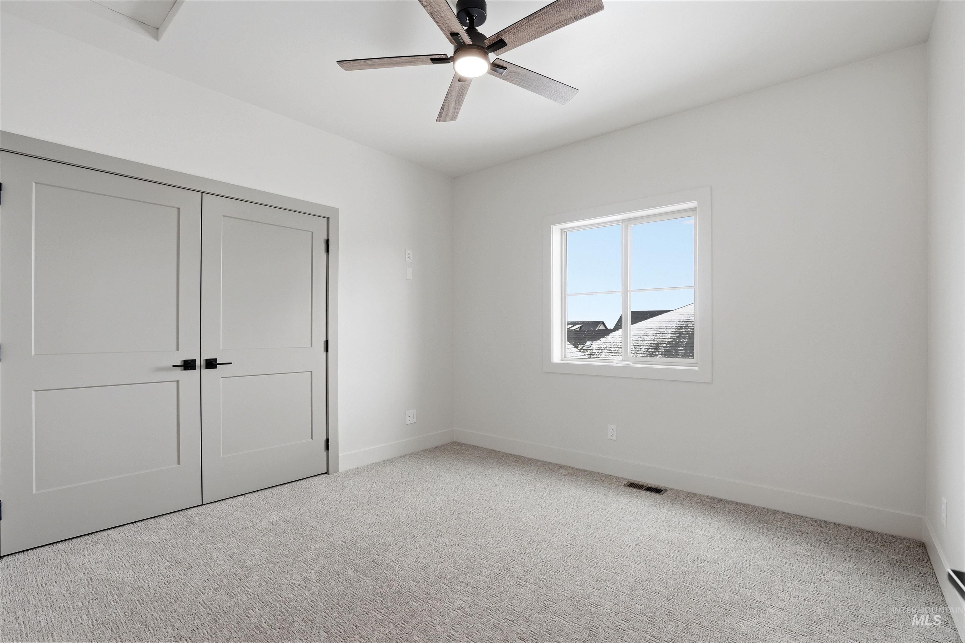 661 Full Moon Way, Twin Falls, Idaho 83301-8450, 4 Bedrooms, 2.5 Bathrooms, Residential For Sale, Price $730,000, 98982680