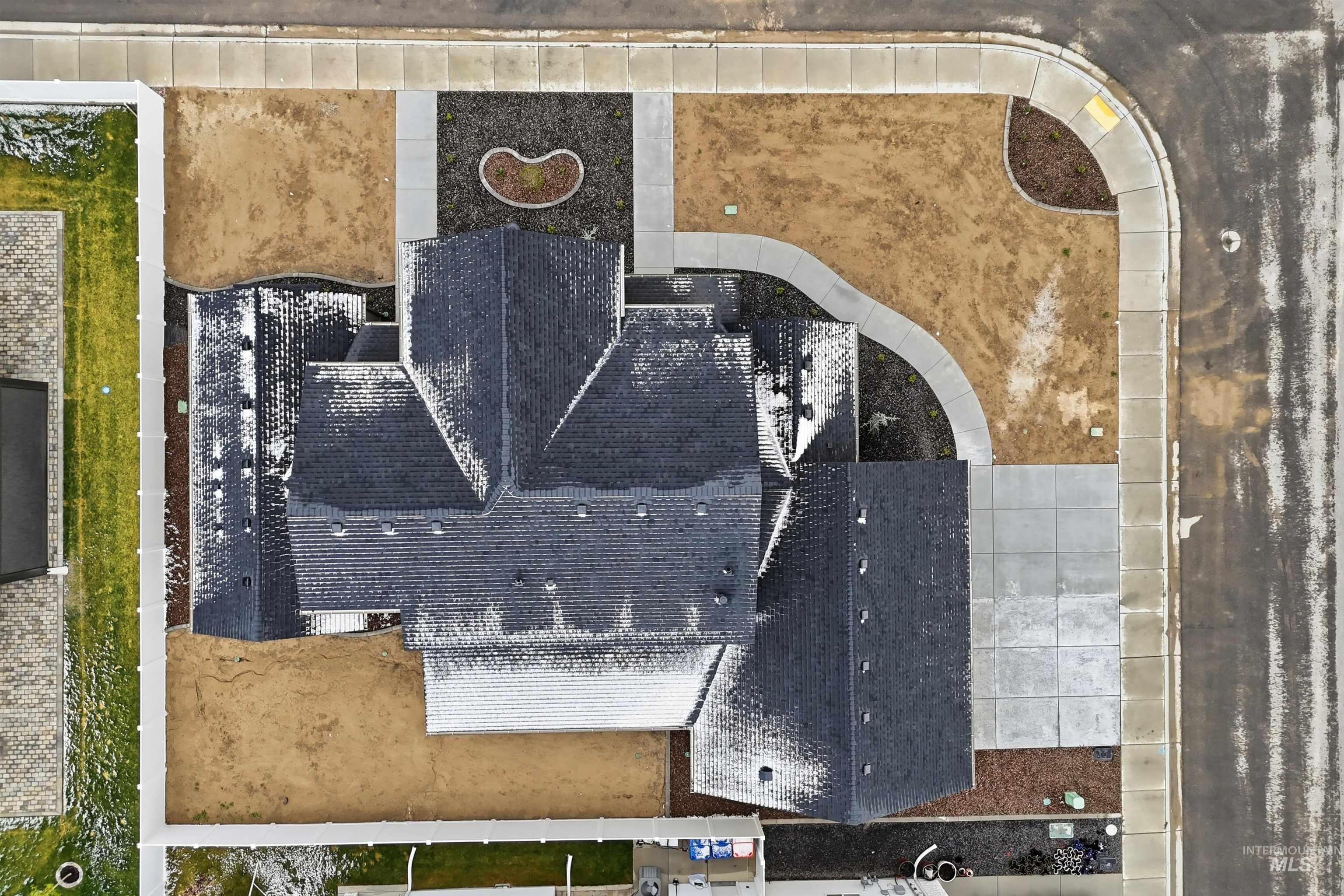 661 Full Moon Way, Twin Falls, Idaho 83301-8450, 4 Bedrooms, 2.5 Bathrooms, Residential For Sale, Price $730,000, 98982680