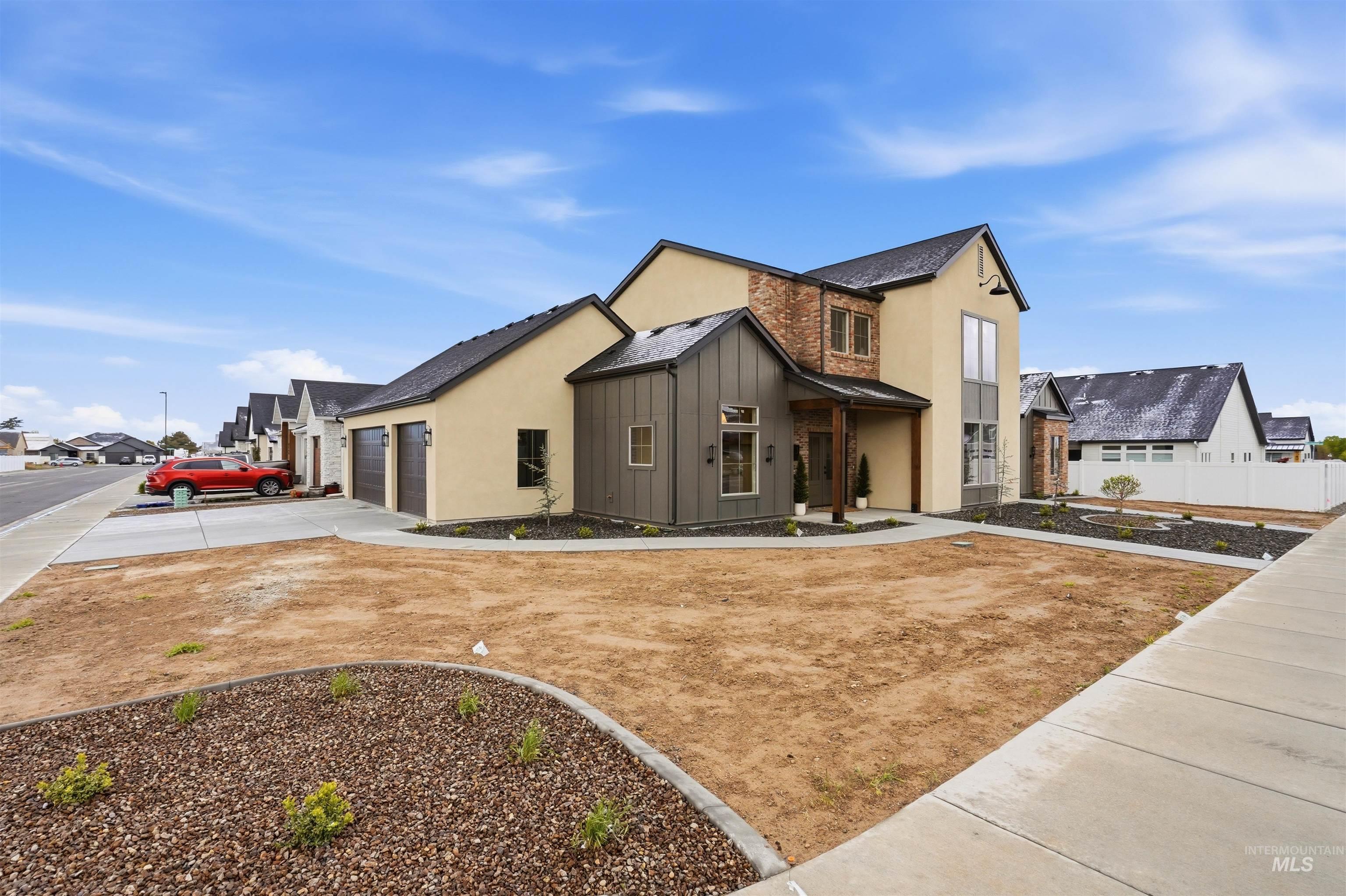 661 Full Moon Way, Twin Falls, Idaho 83301-8450, 4 Bedrooms, 2.5 Bathrooms, Residential For Sale, Price $730,000, 98982680