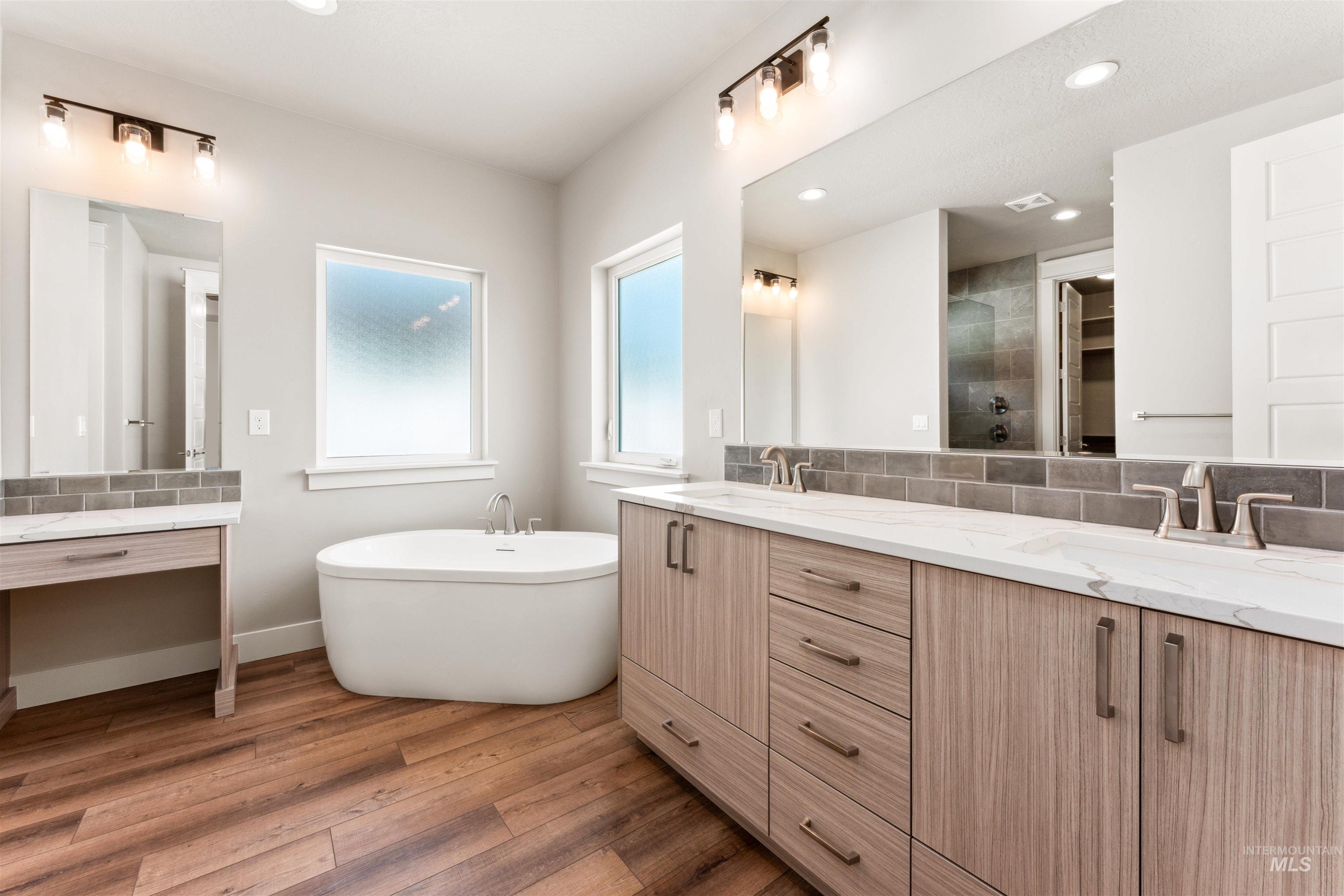 4469 E Wingate Ct, Nampa, Idaho 83687, 4 Bedrooms, 3 Bathrooms, Residential For Sale, Price $600,000, 98982681