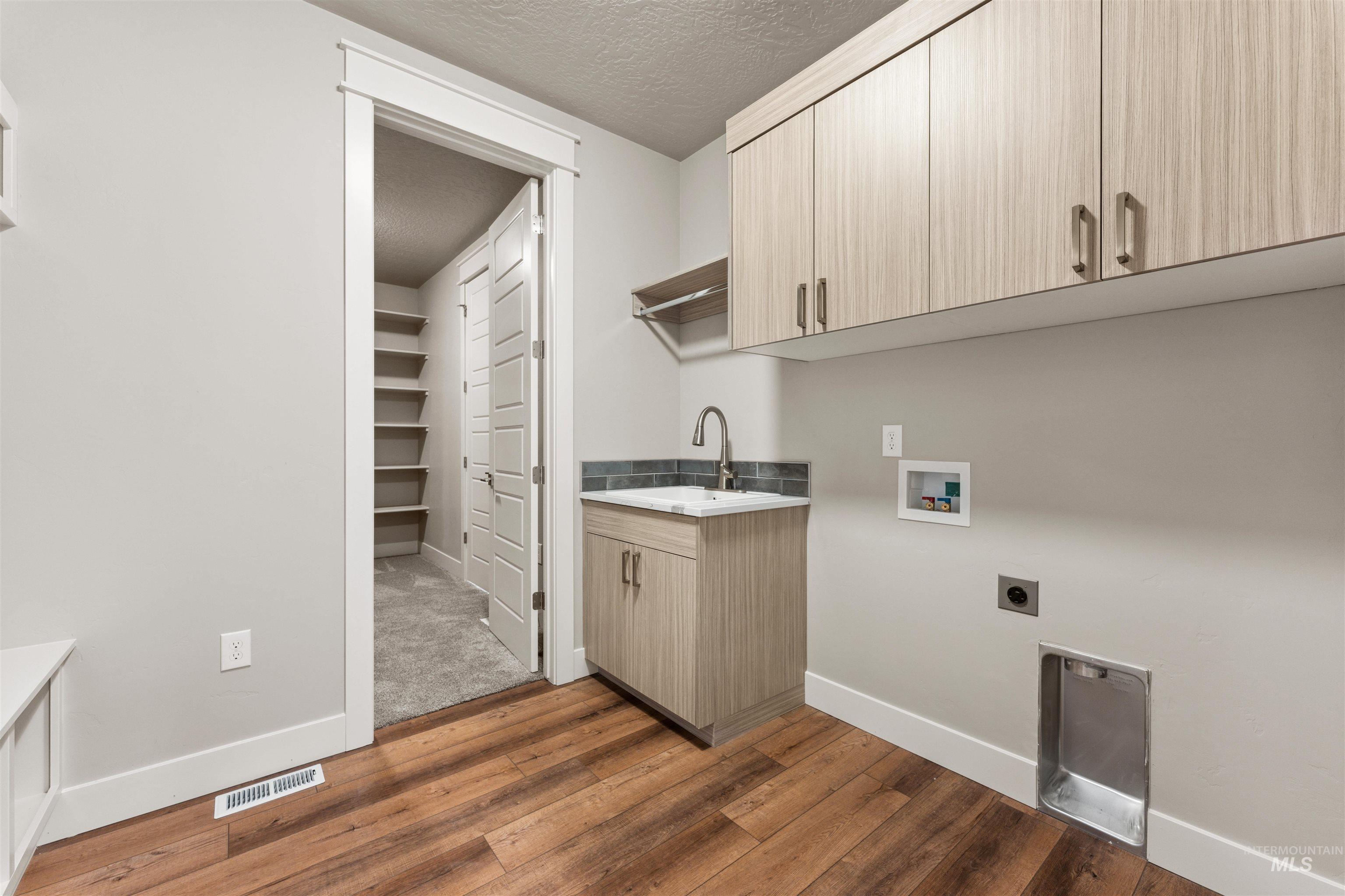 4469 E Wingate Ct, Nampa, Idaho 83687, 4 Bedrooms, 3 Bathrooms, Residential For Sale, Price $600,000, 98982681